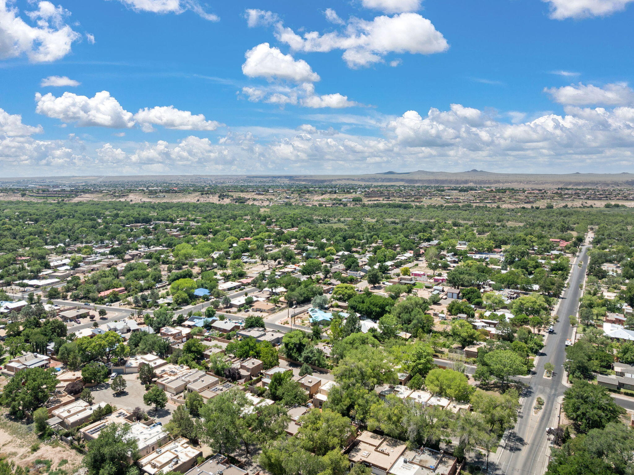 3040 SOMBRA DEL RIO NW