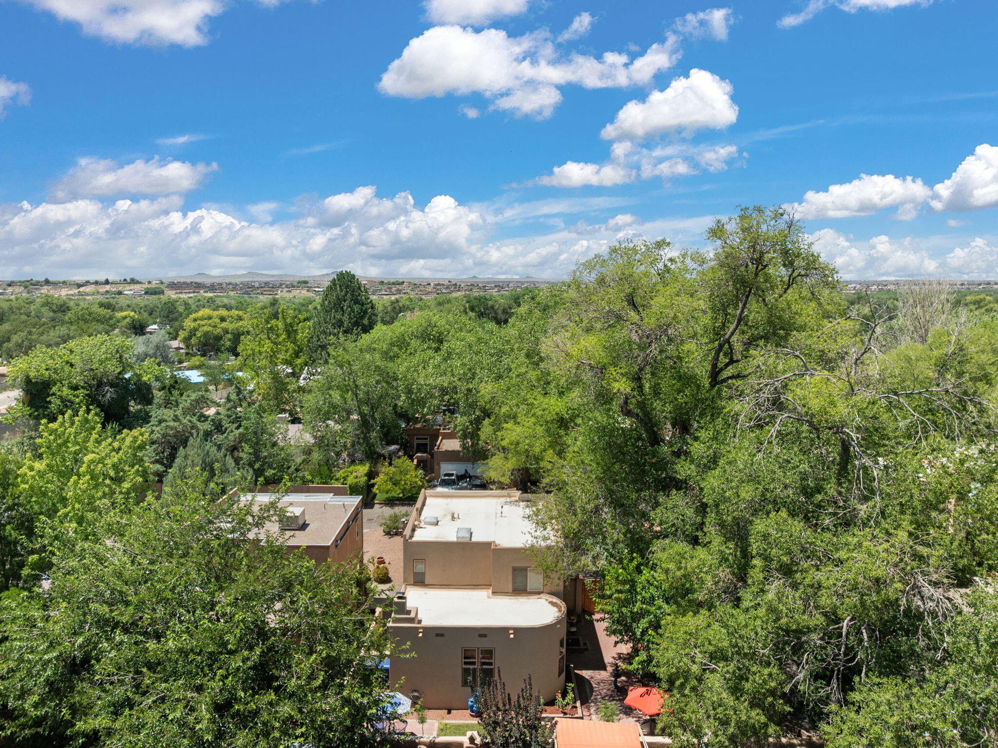 3040 SOMBRA DEL RIO NW