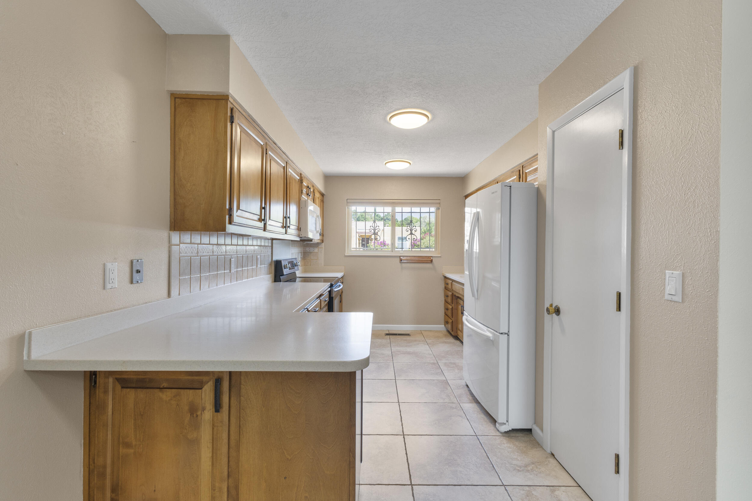 6341 ADMIRAL RICKOVER Drive NE