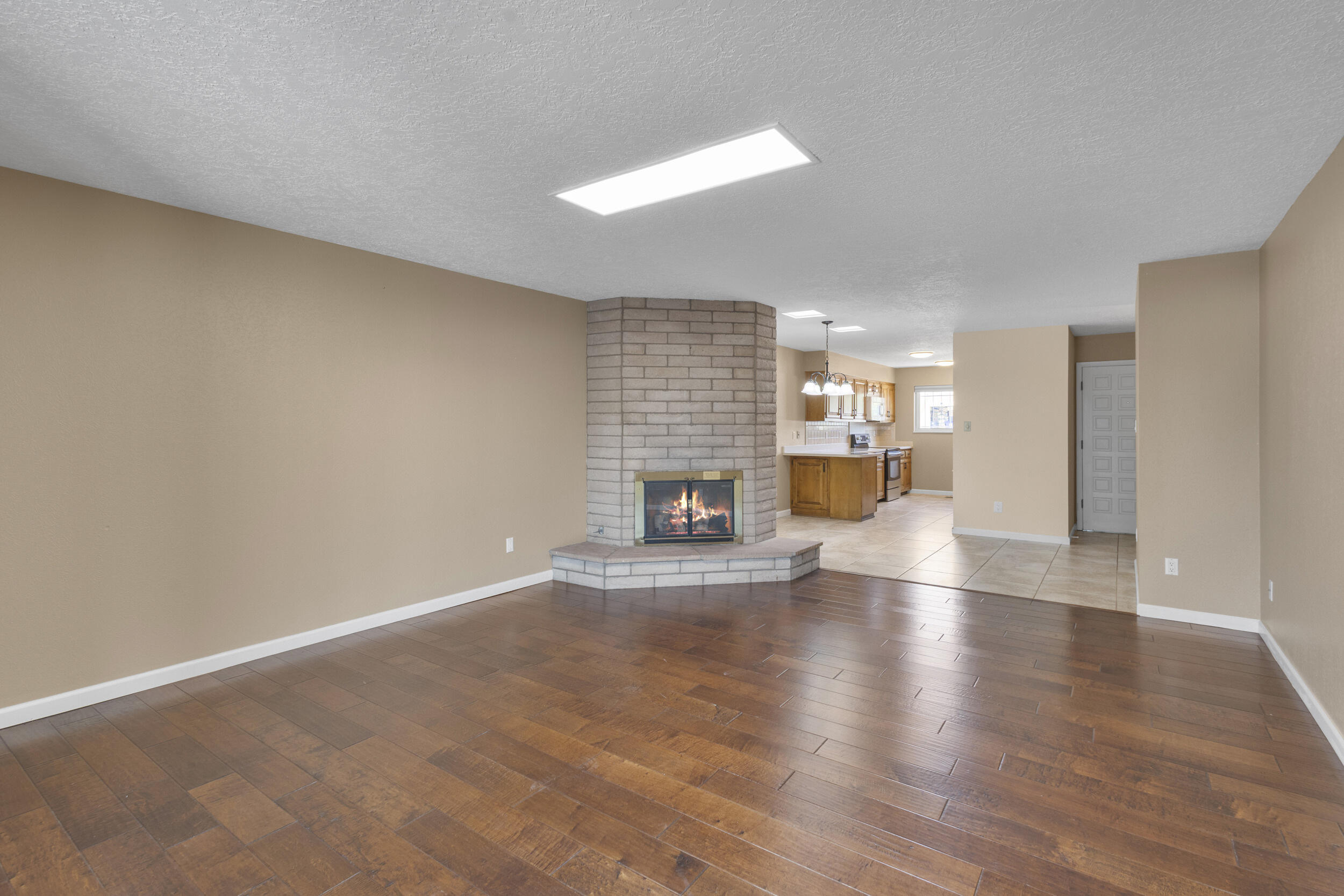 6341 ADMIRAL RICKOVER Drive NE