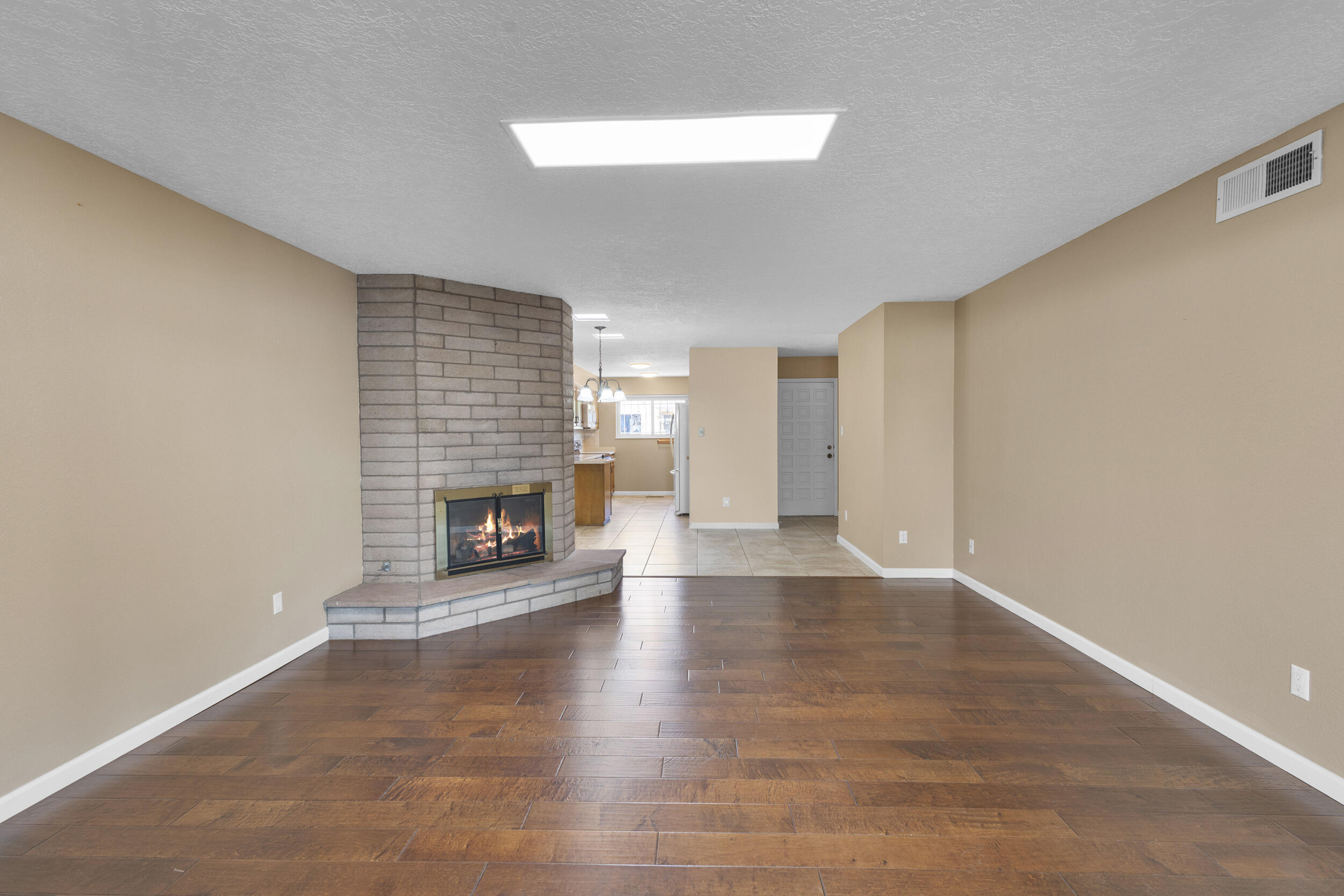 6341 ADMIRAL RICKOVER Drive NE