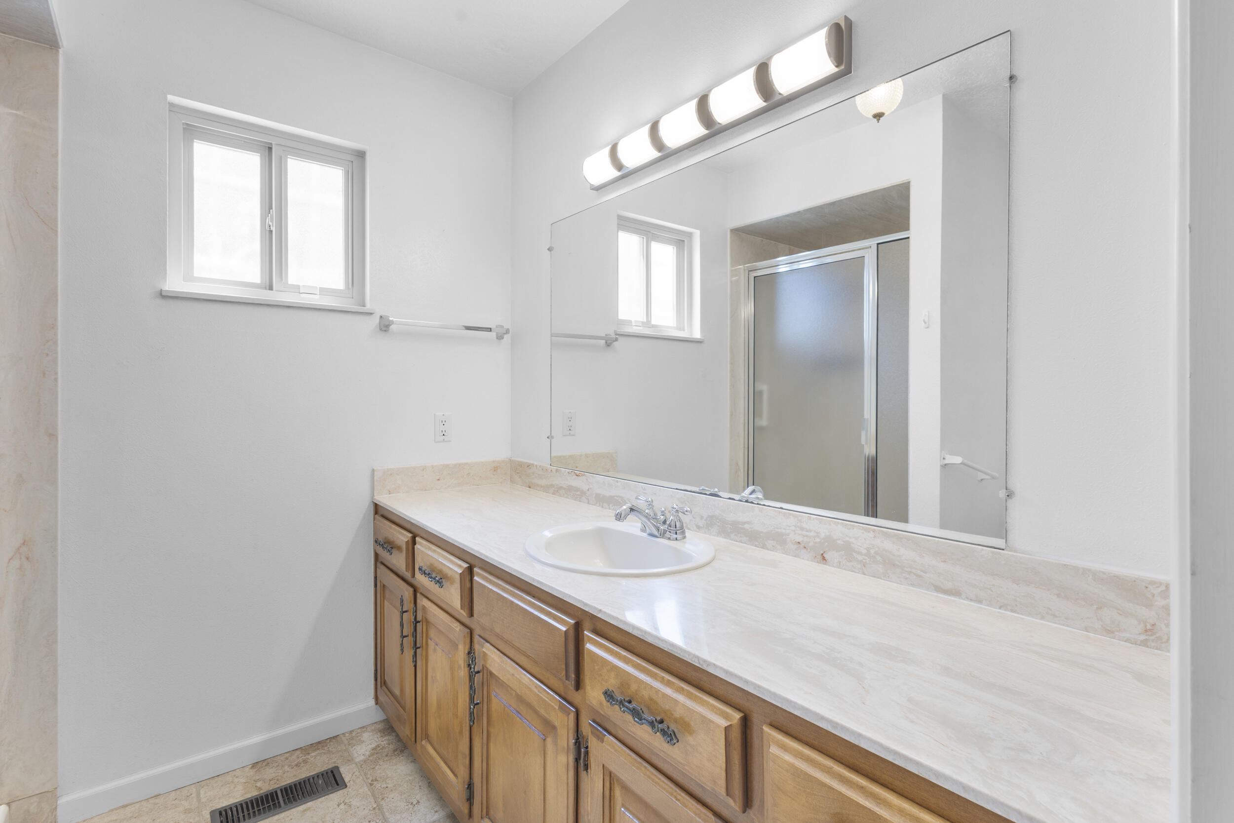 6341 ADMIRAL RICKOVER Drive NE