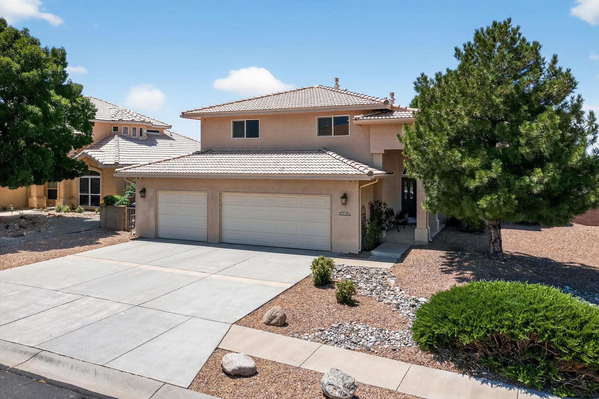 7423 WADI MUSA Drive NE