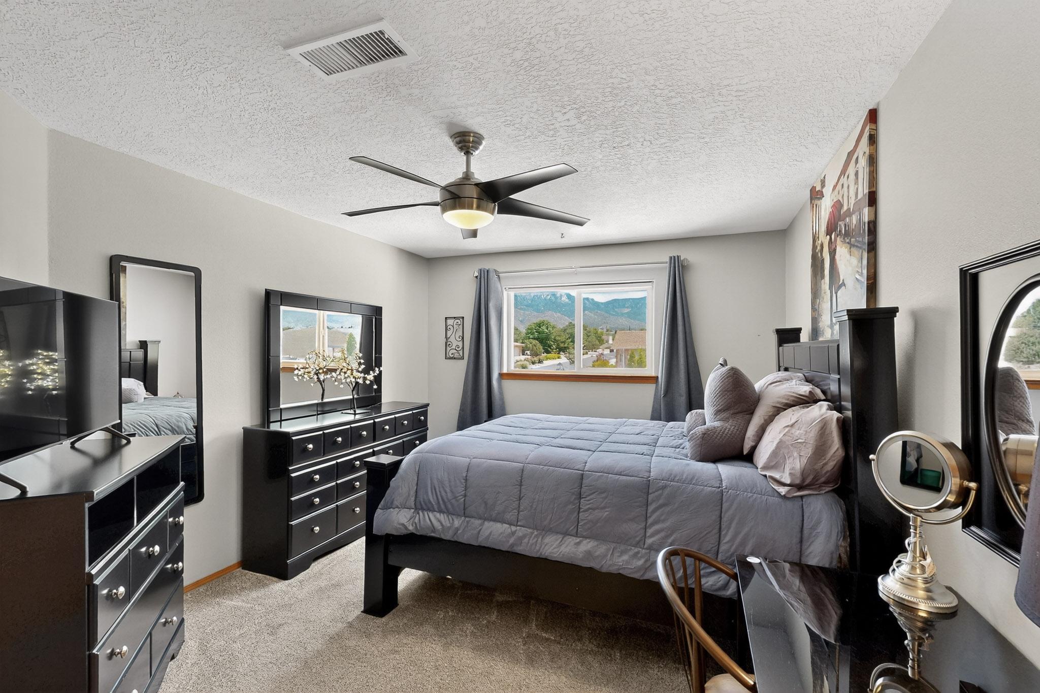 7423 WADI MUSA Drive NE