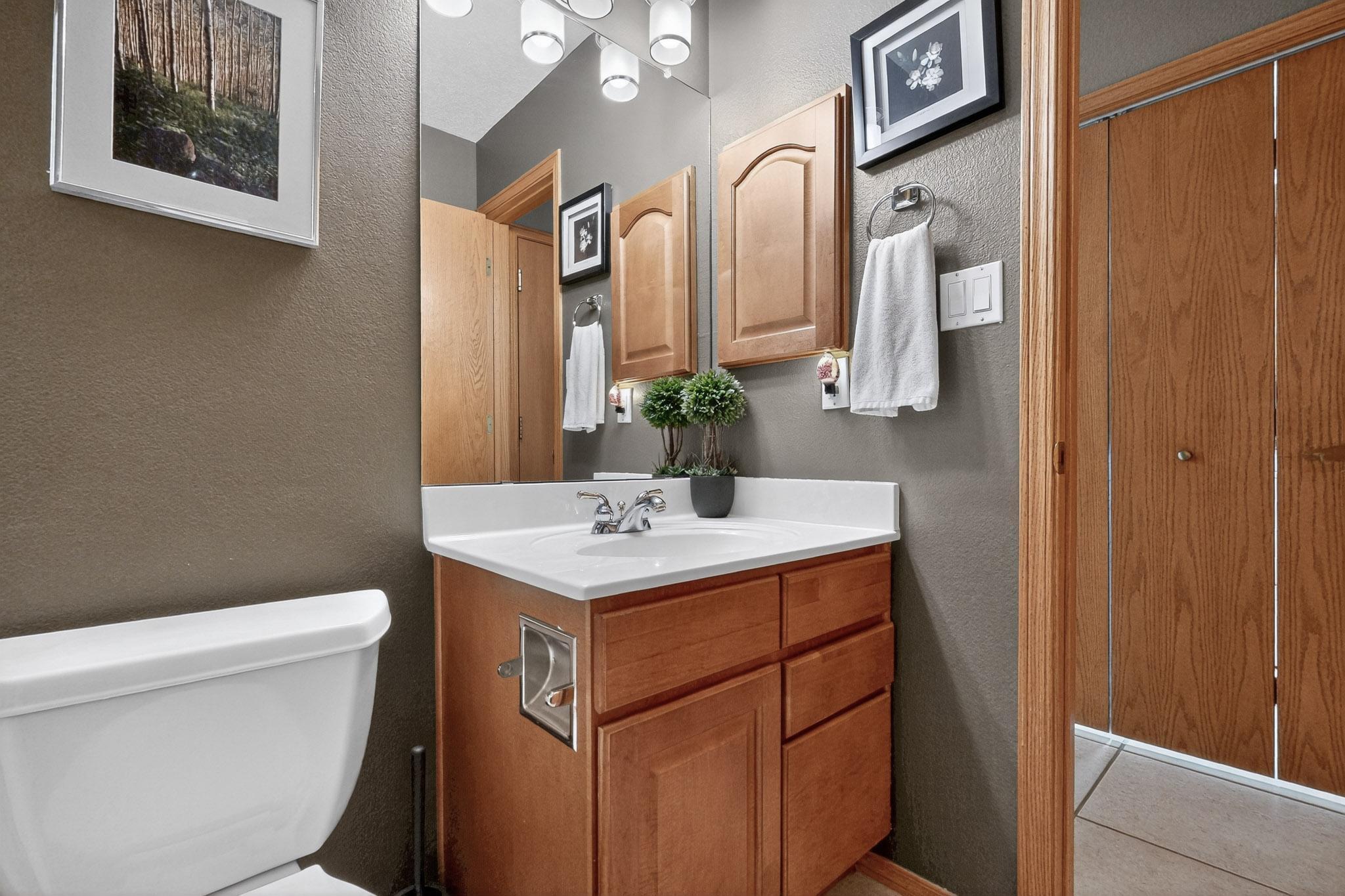 7423 WADI MUSA Drive NE