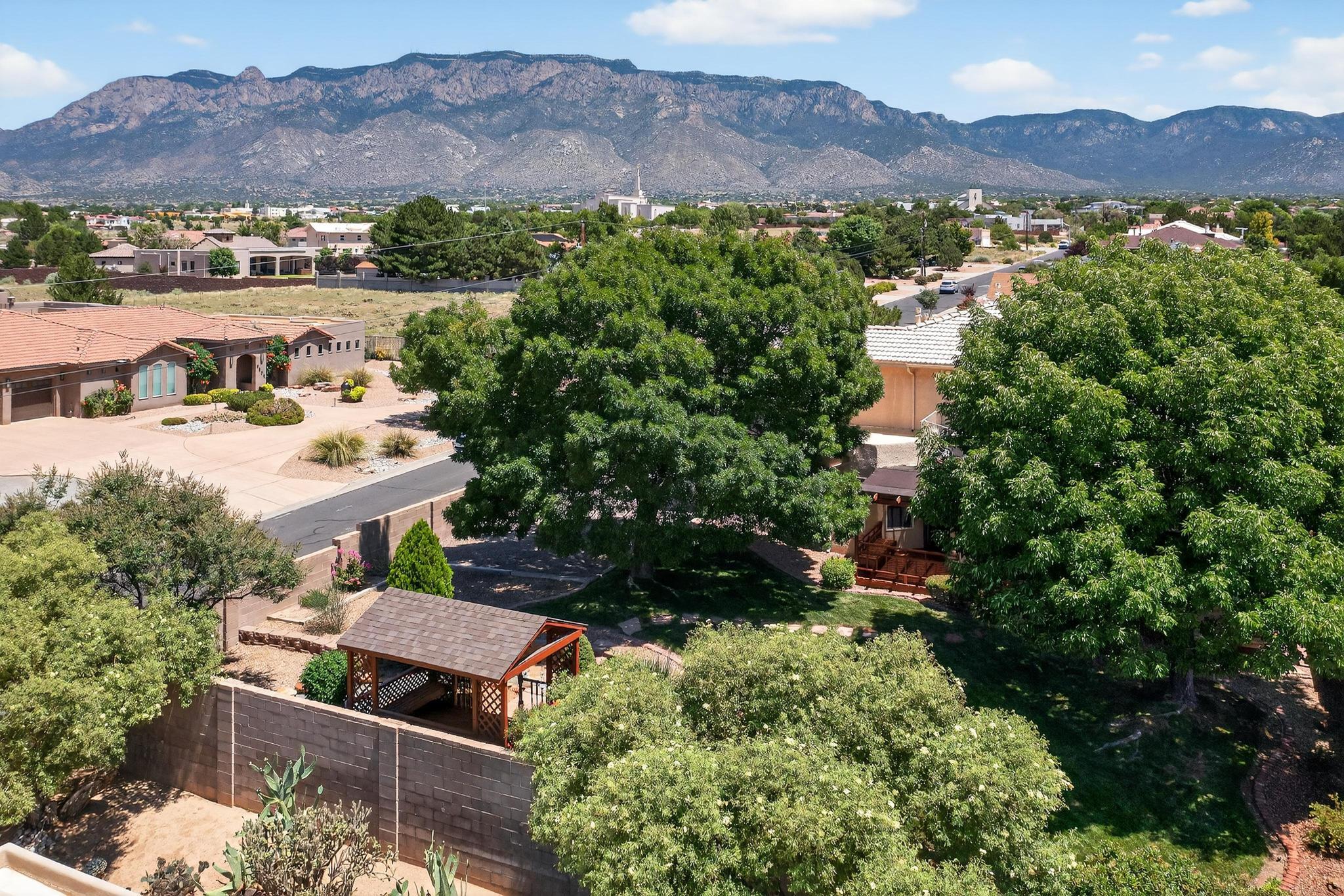 7423 WADI MUSA Drive NE