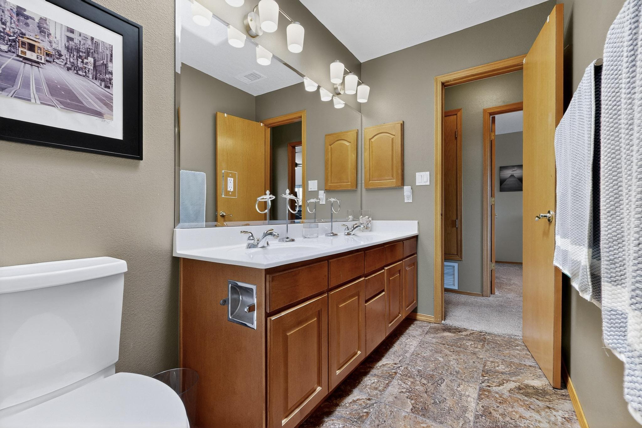 7423 WADI MUSA Drive NE