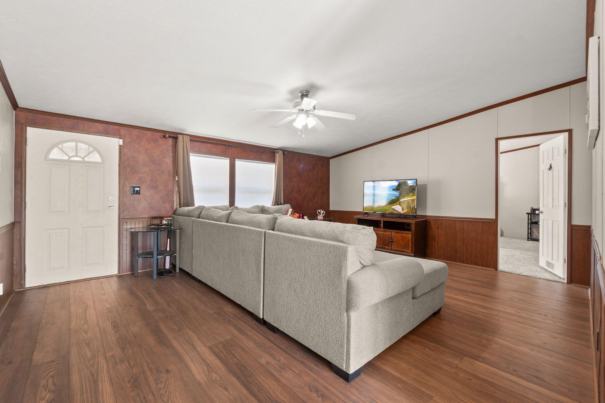 6617 JADE PARK Avenue NE