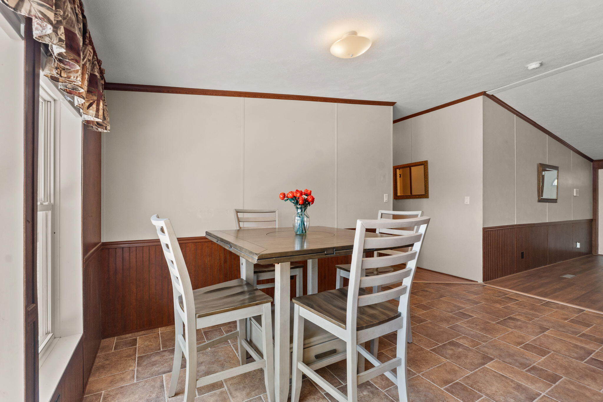 6617 JADE PARK Avenue NE