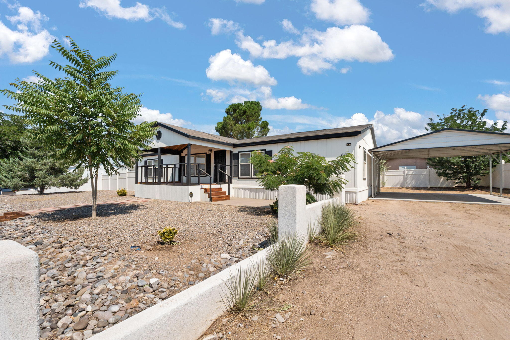 6617 JADE PARK Avenue NE