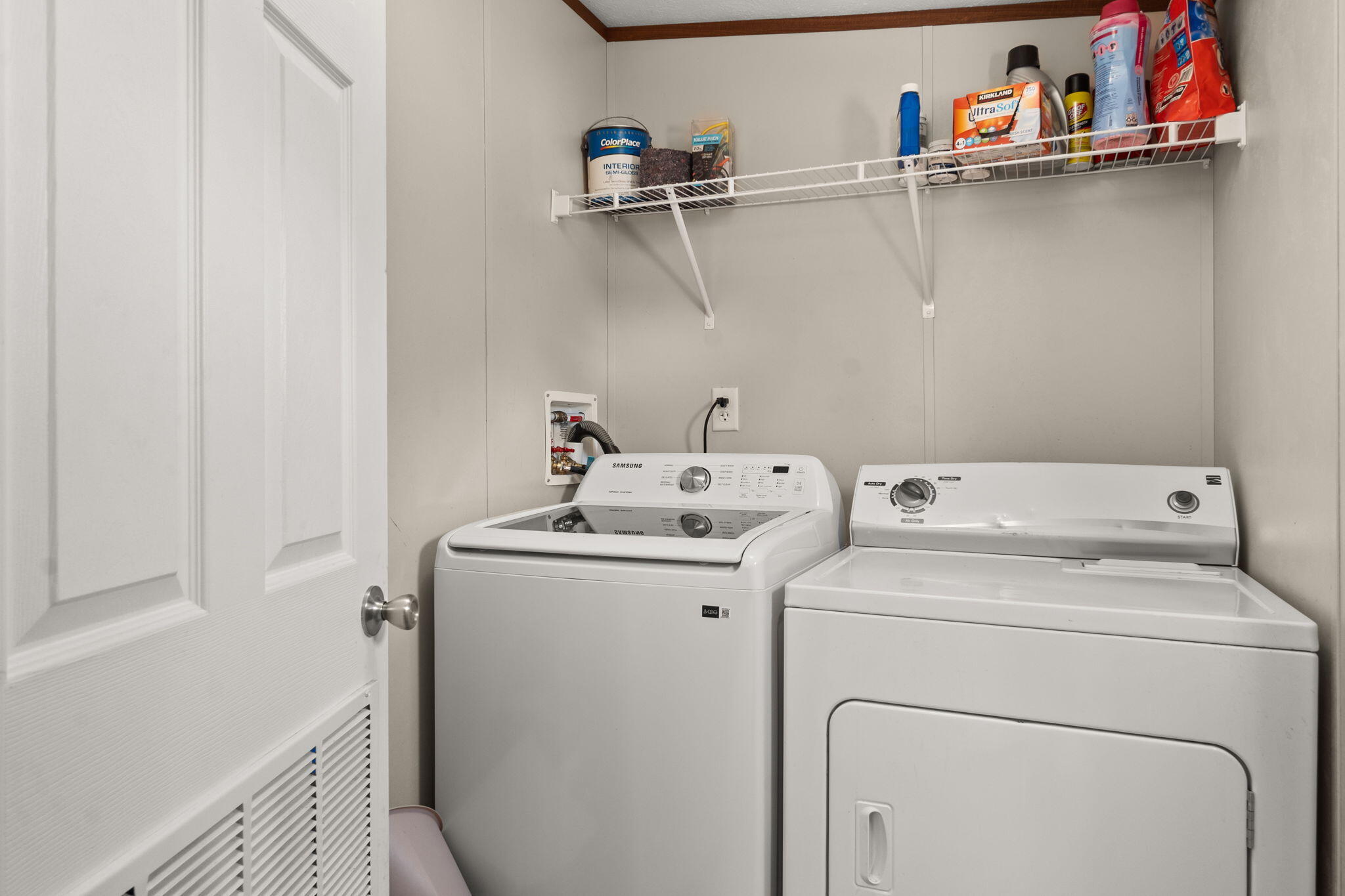 6617 JADE PARK Avenue NE