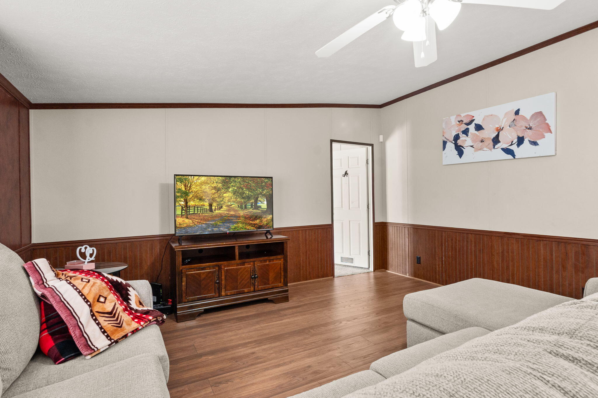 6617 JADE PARK Avenue NE