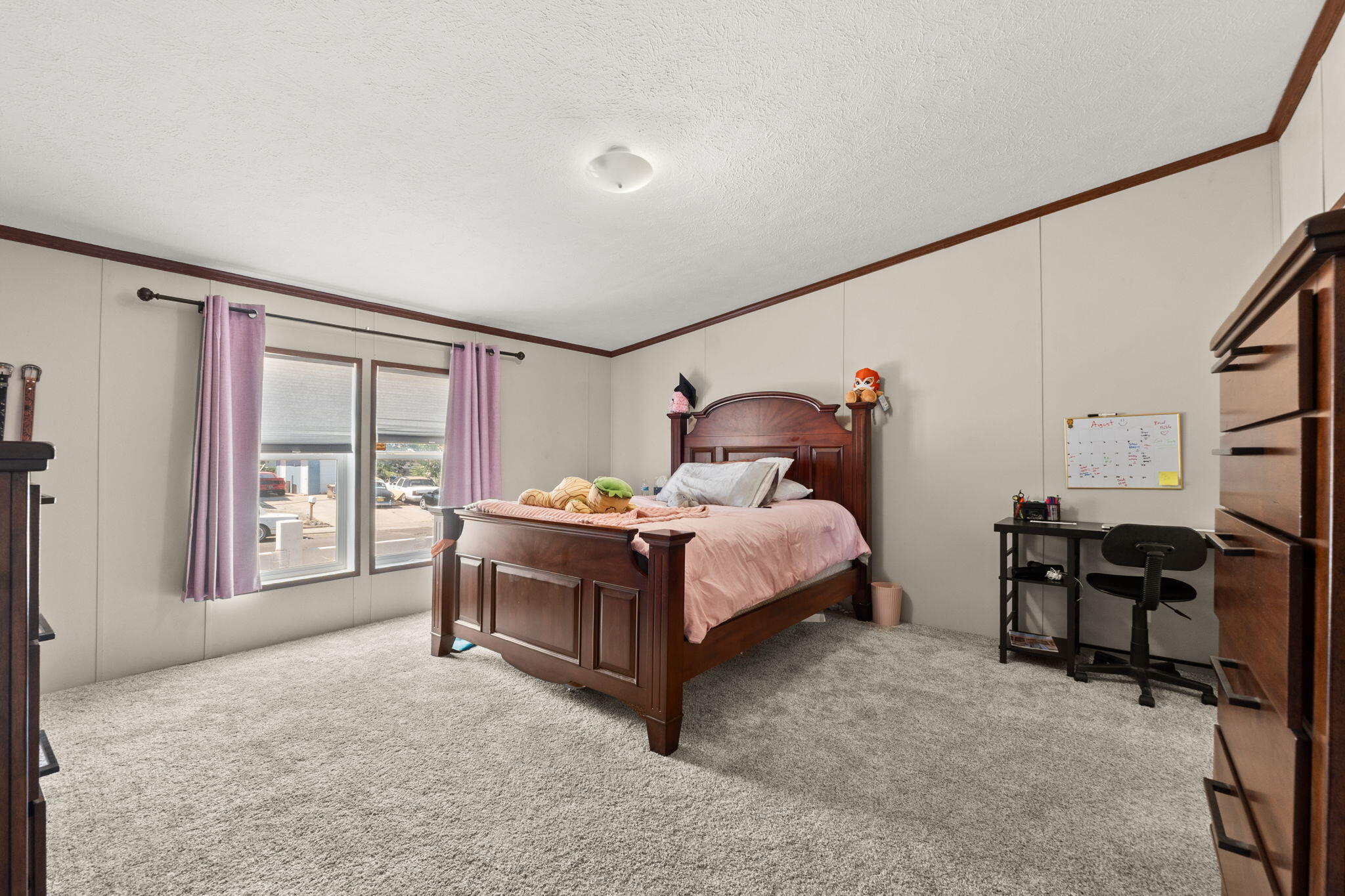 6617 JADE PARK Avenue NE