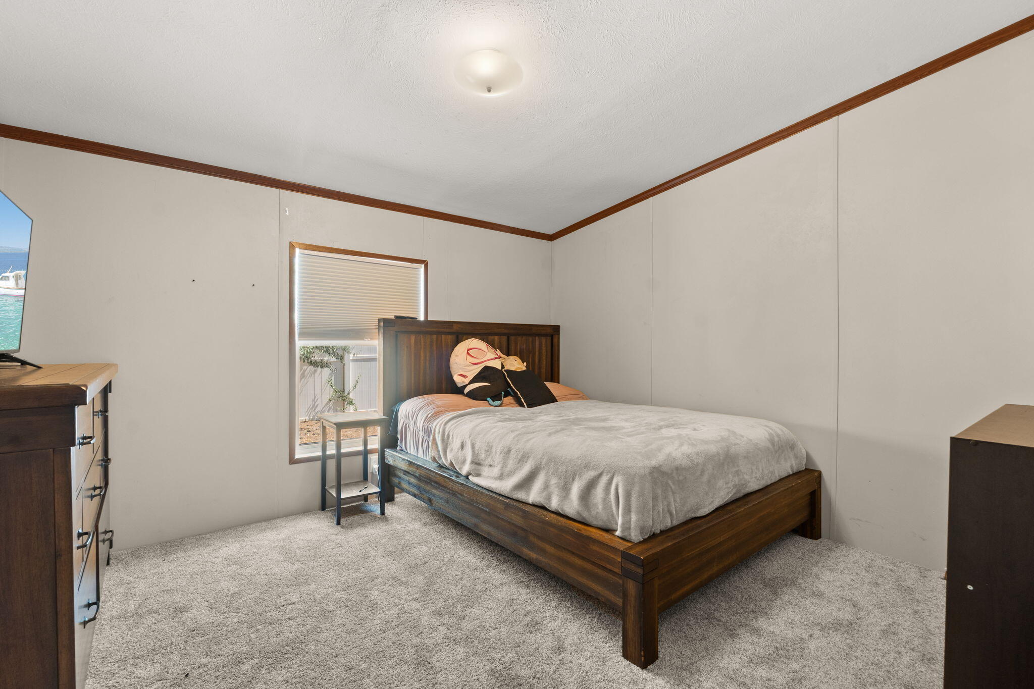 6617 JADE PARK Avenue NE