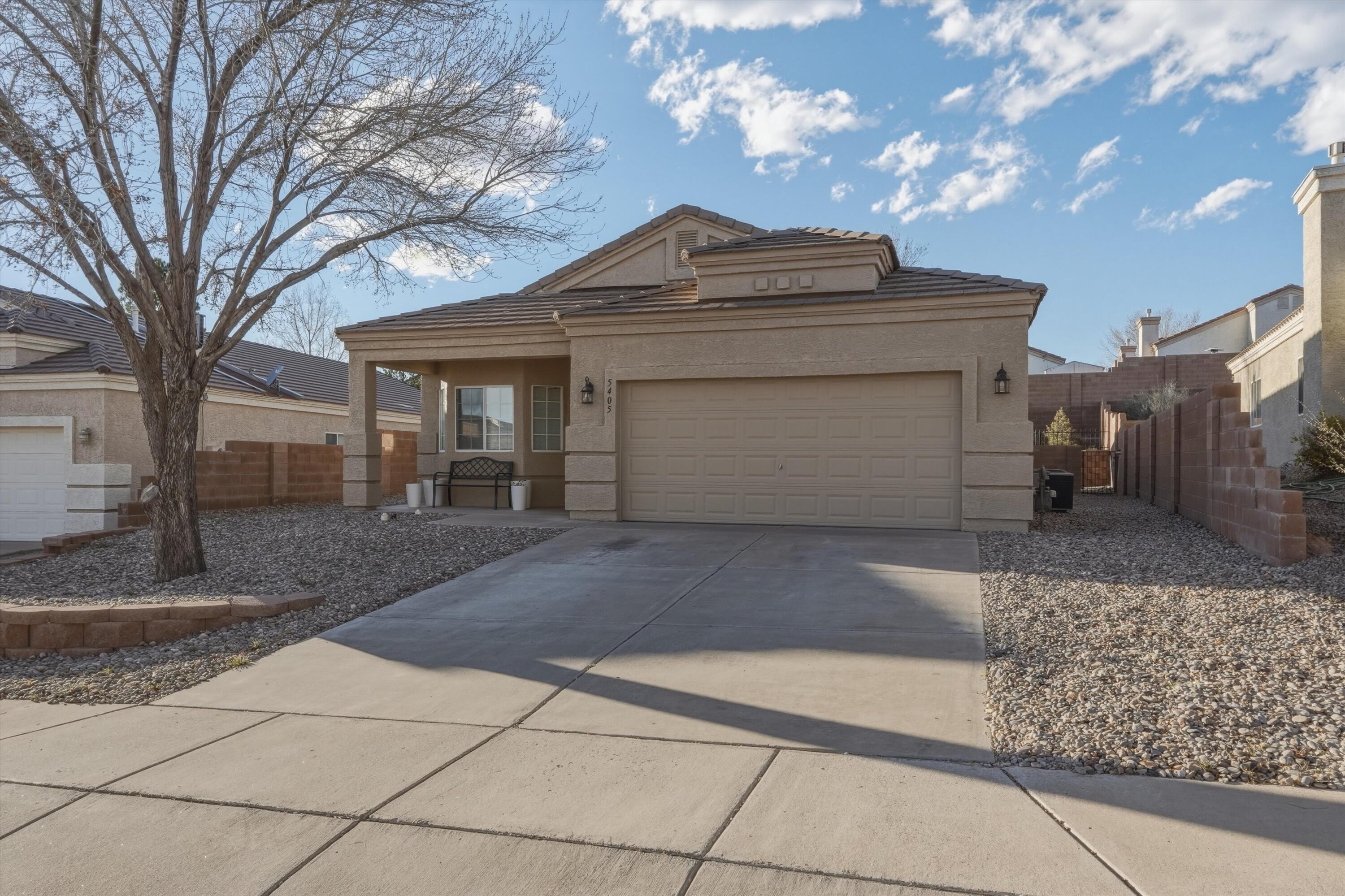 5405 CABALLO Court NE