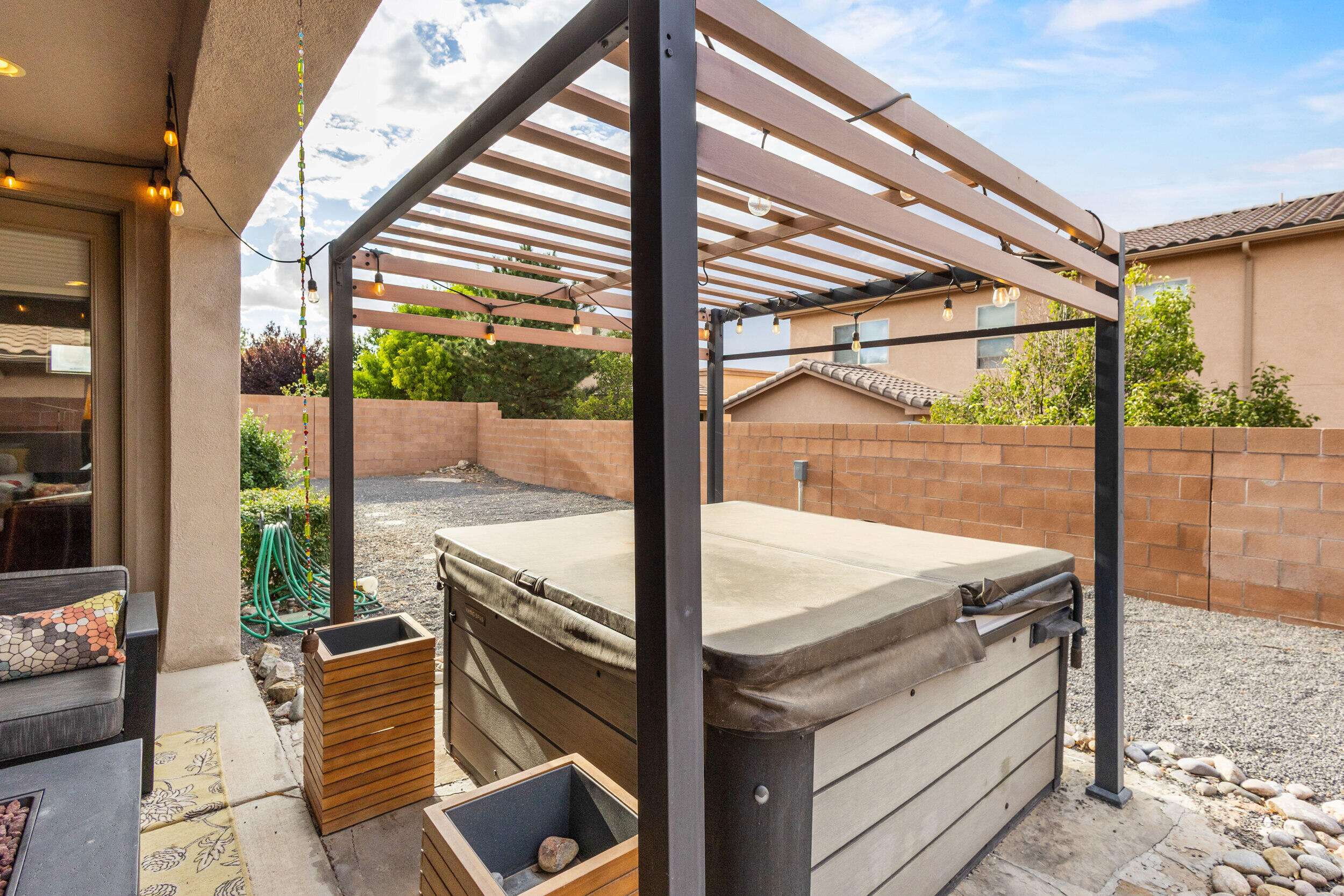 8609 CHILTE PINE Road NW