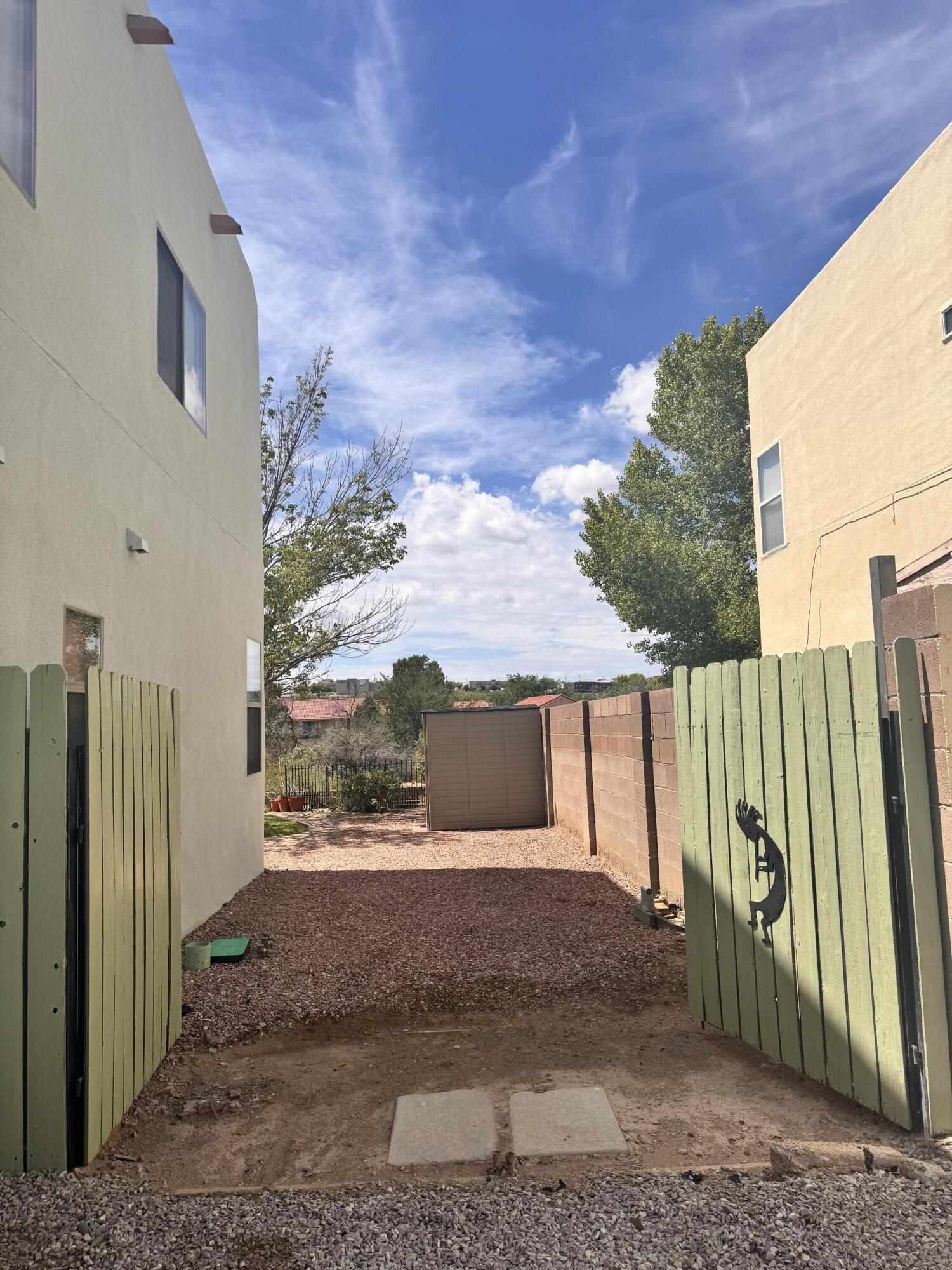 10809 CHICOBUSH Drive NW