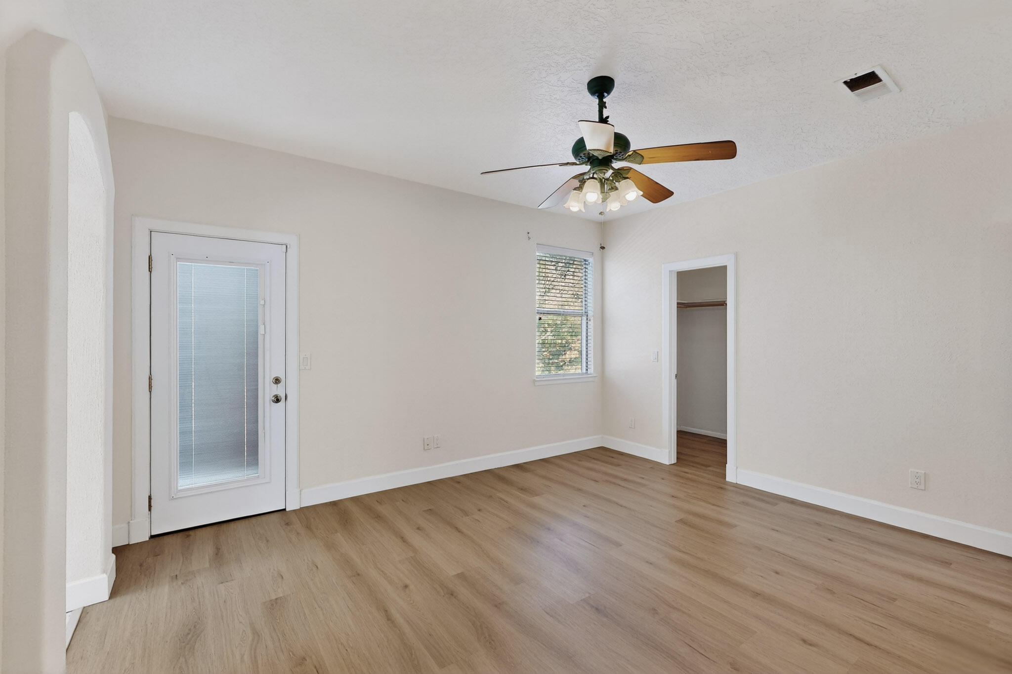 10809 CHICOBUSH Drive NW