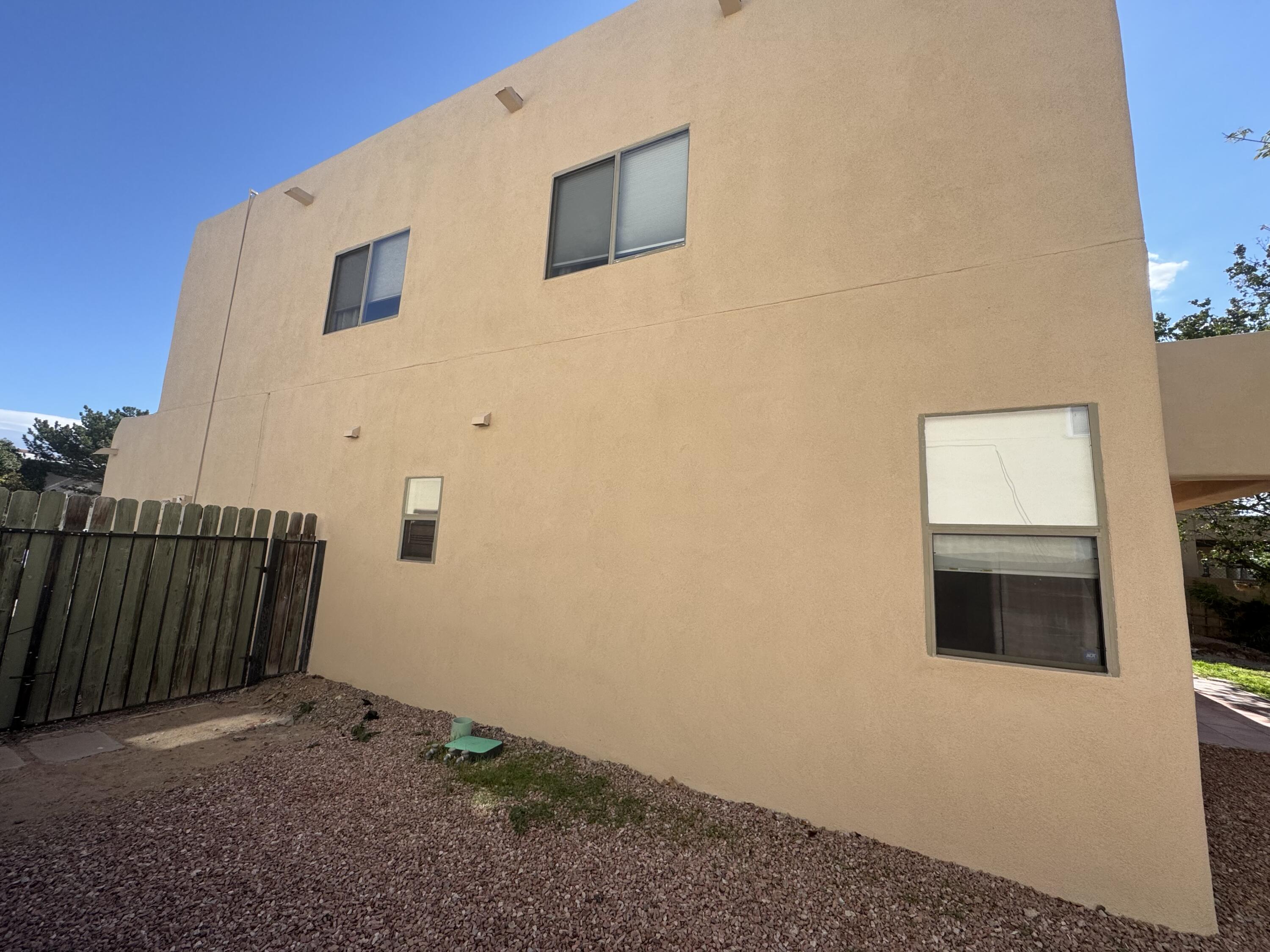 10809 CHICOBUSH Drive NW