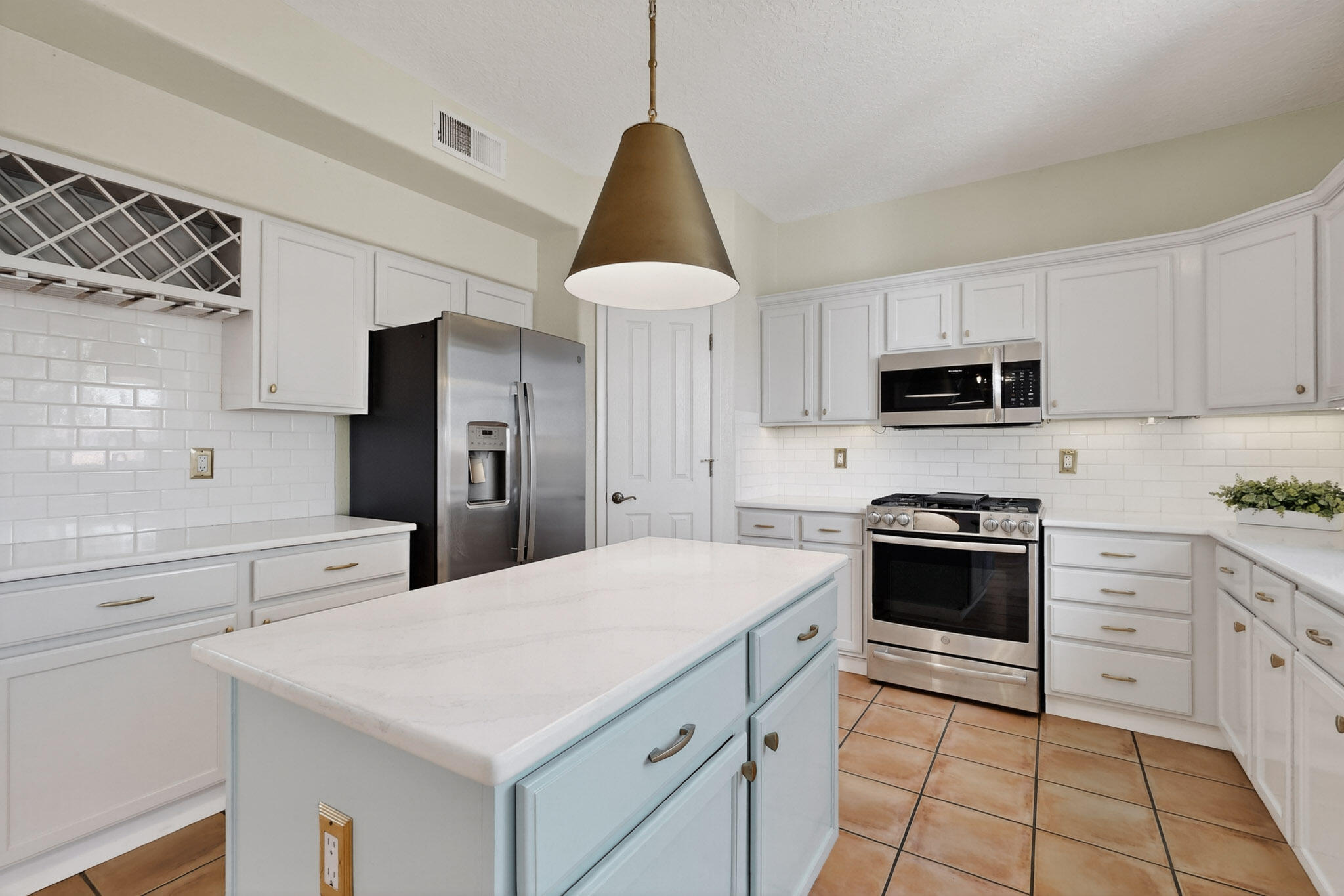 10809 CHICOBUSH Drive NW