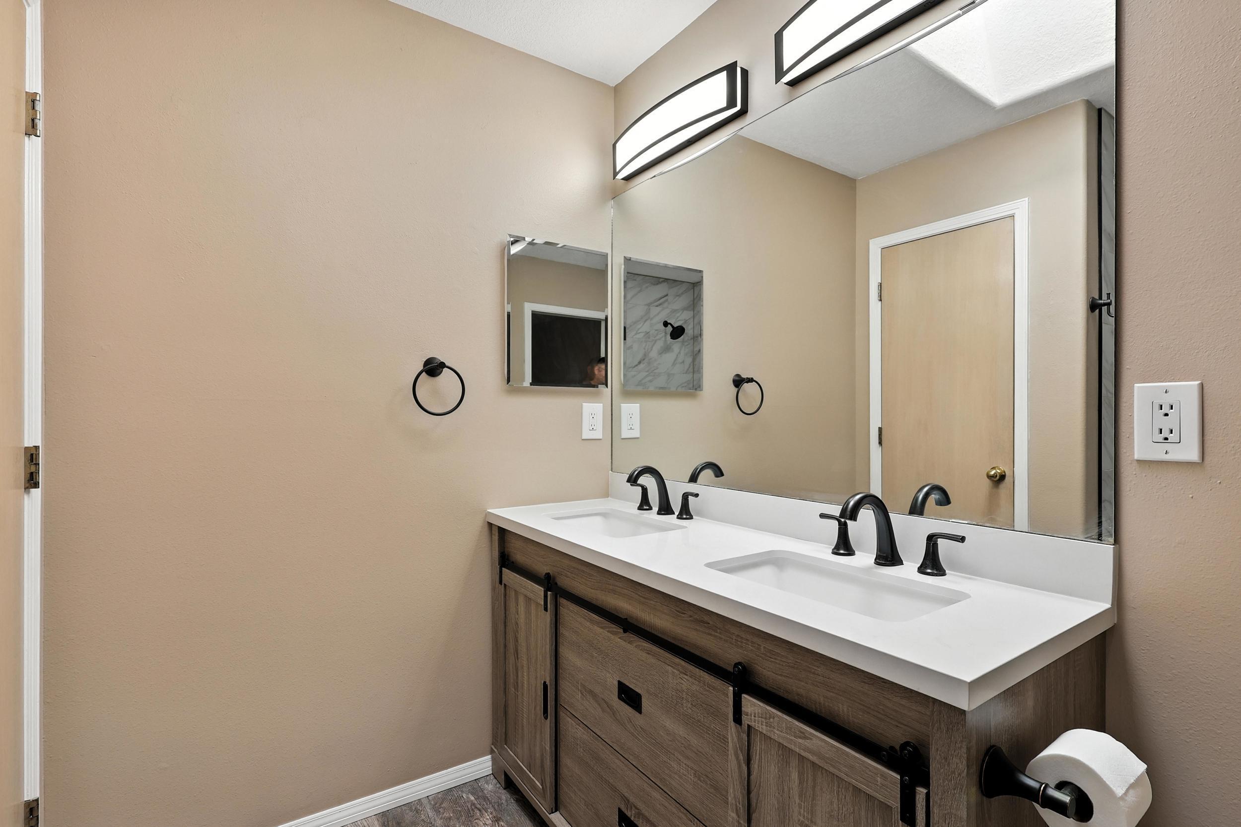 7 Puesta Del Sol Court