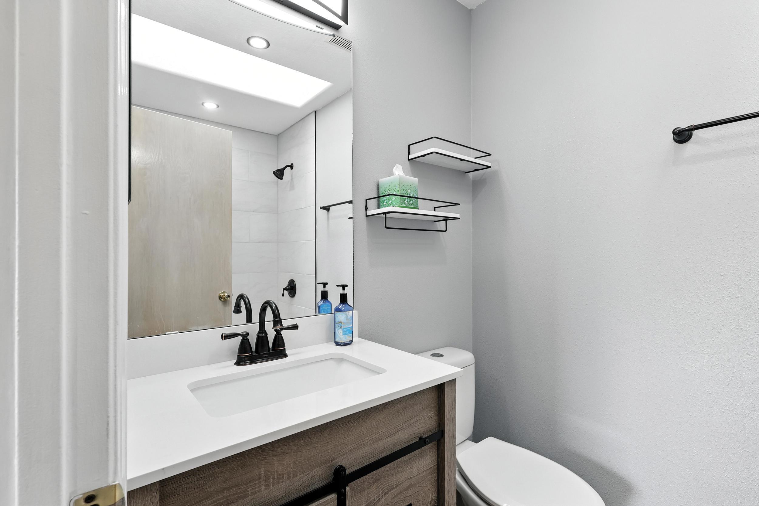 7 Puesta Del Sol Court