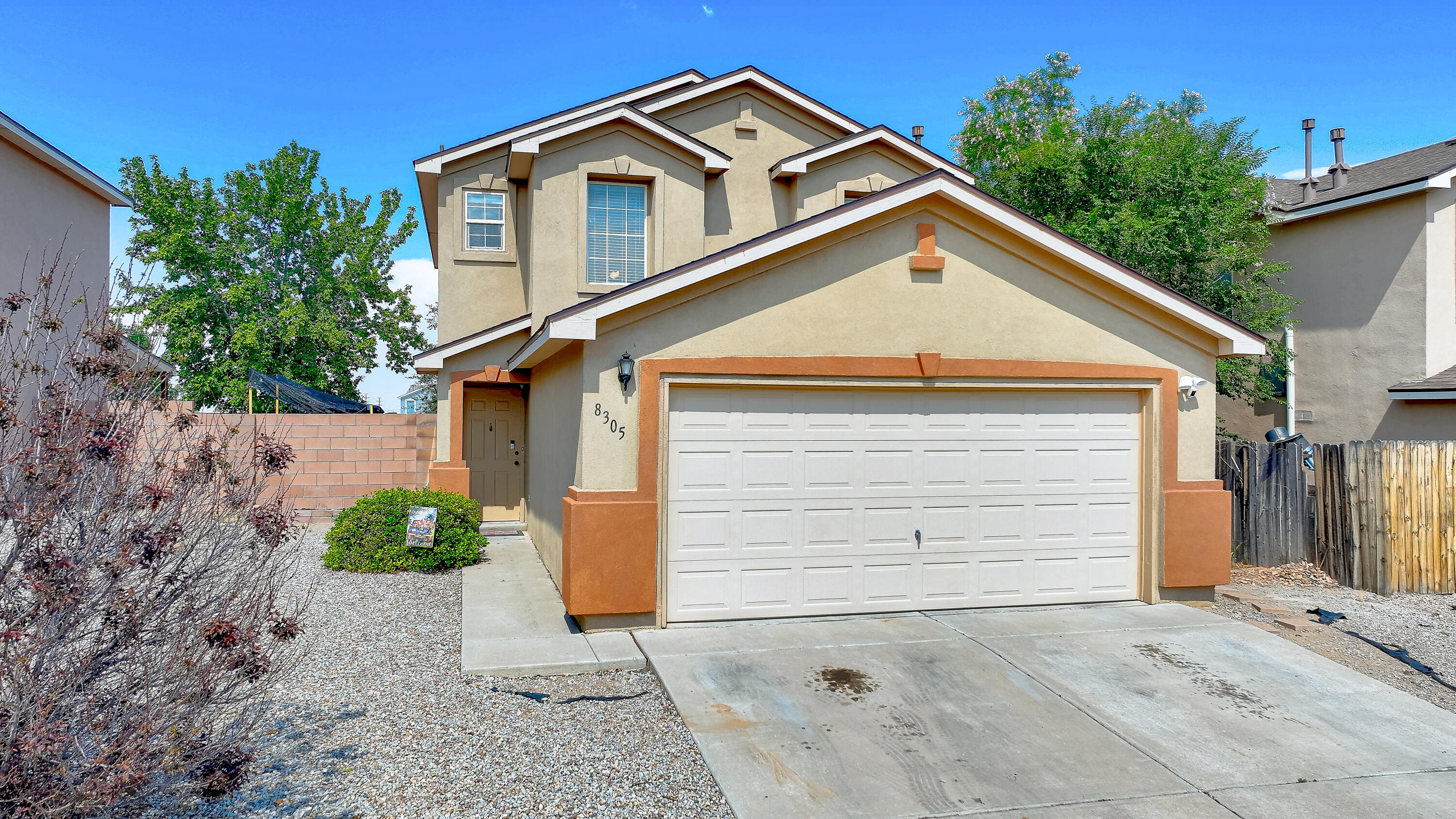 8305 CASA GRIS Court NW