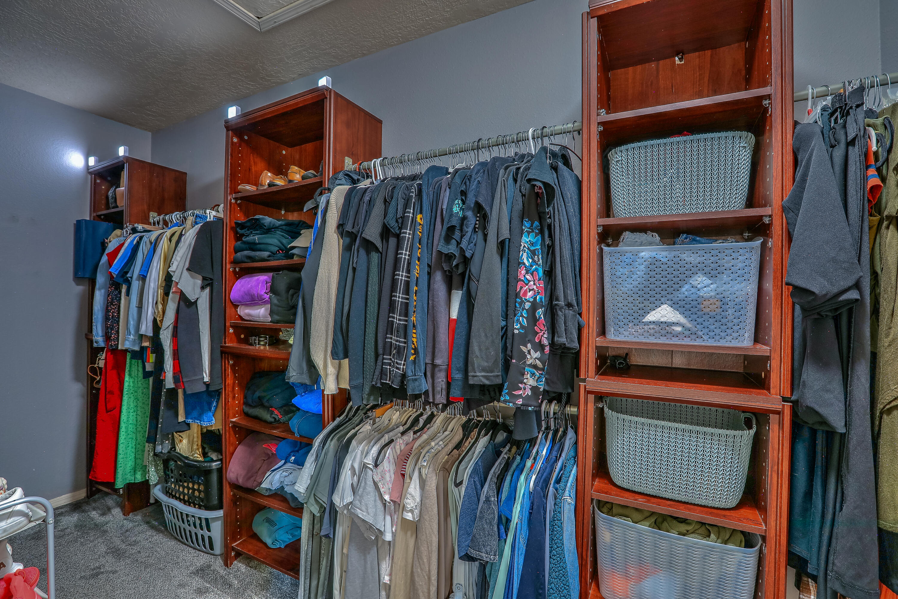 8305 CASA GRIS Court NW