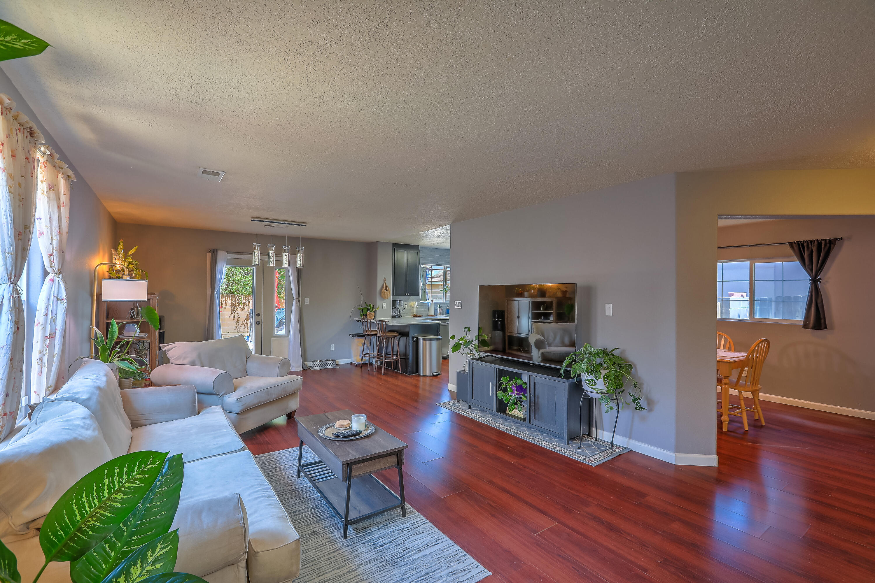 8305 CASA GRIS Court NW