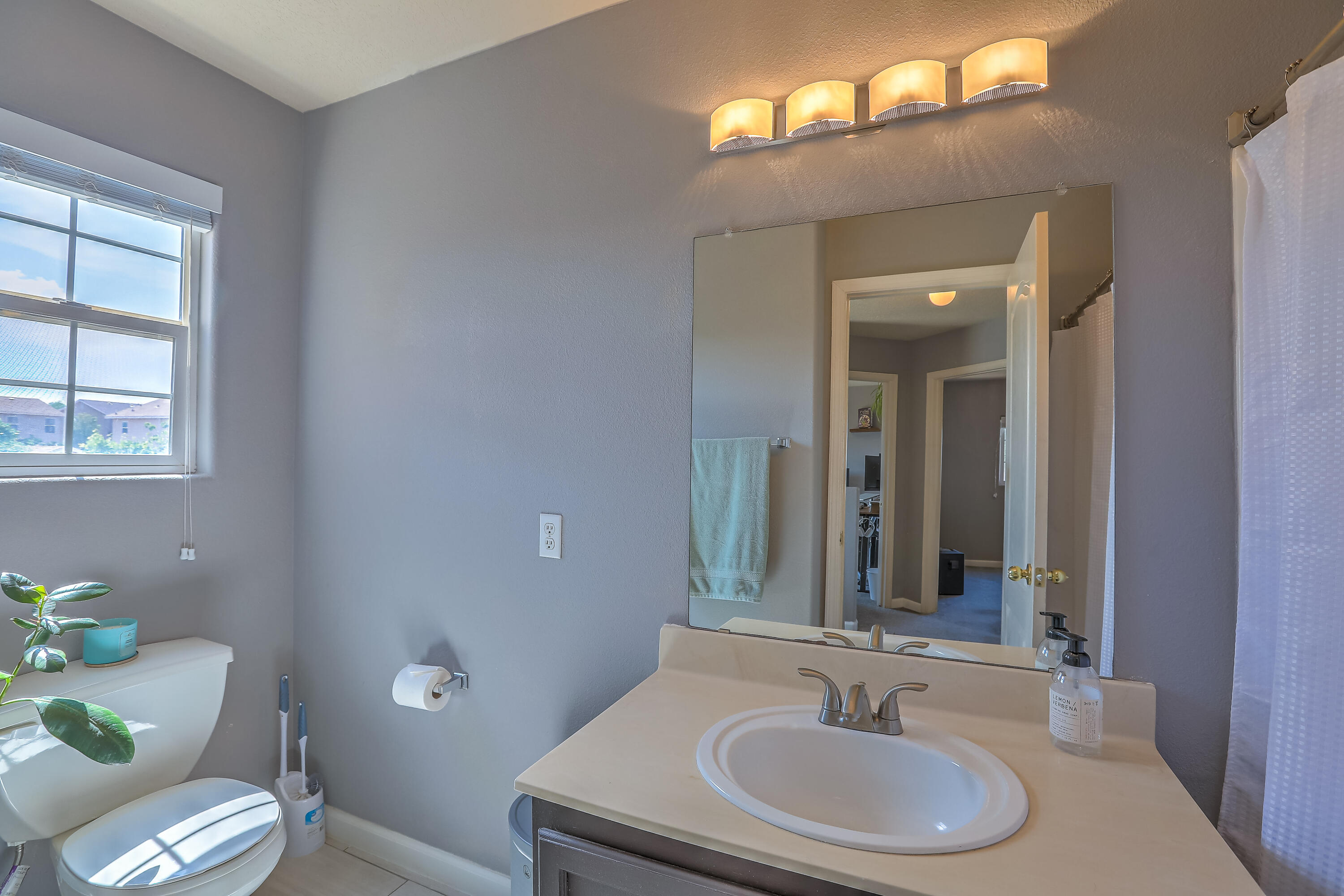 8305 CASA GRIS Court NW