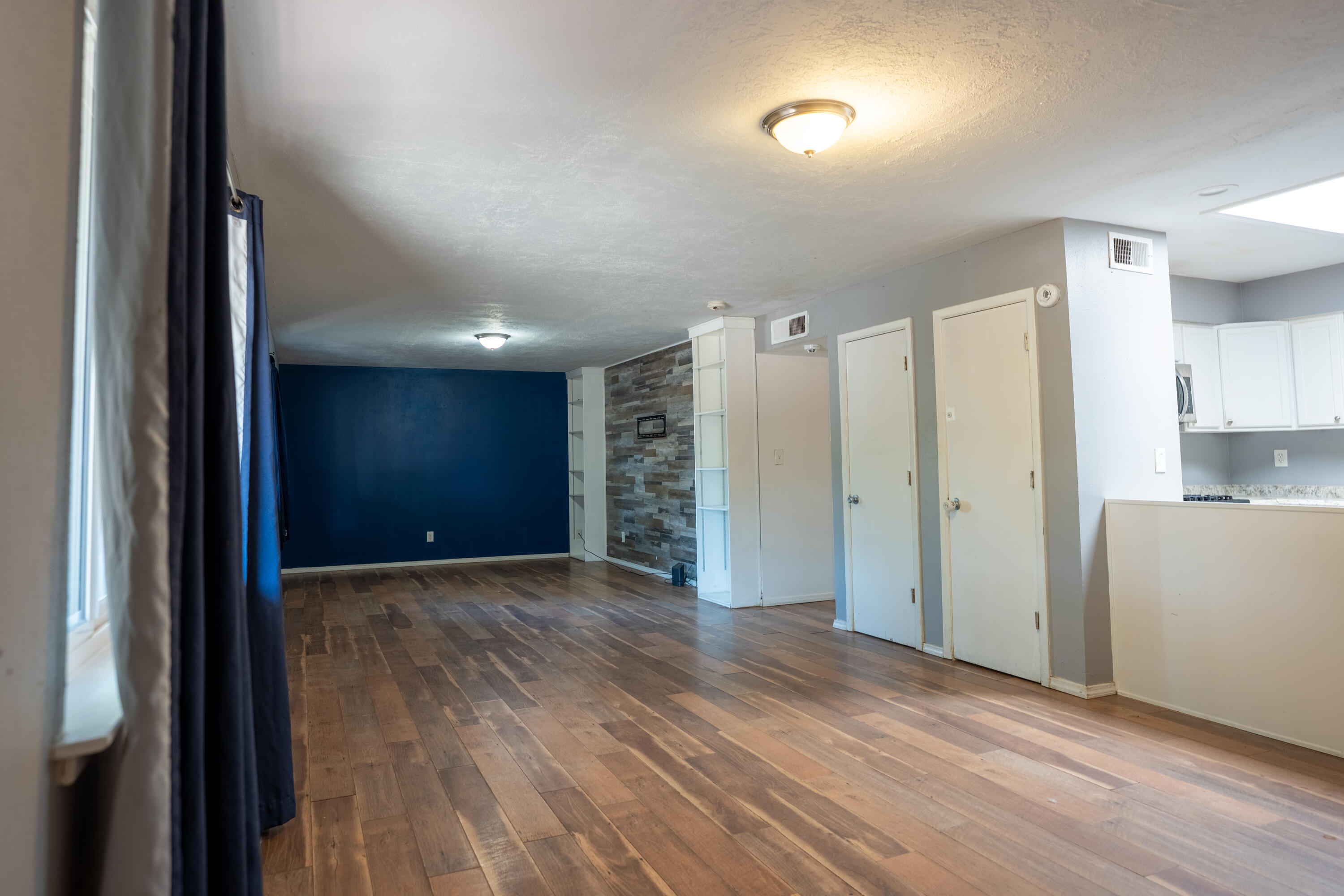 14105 DOMINGO Road NE