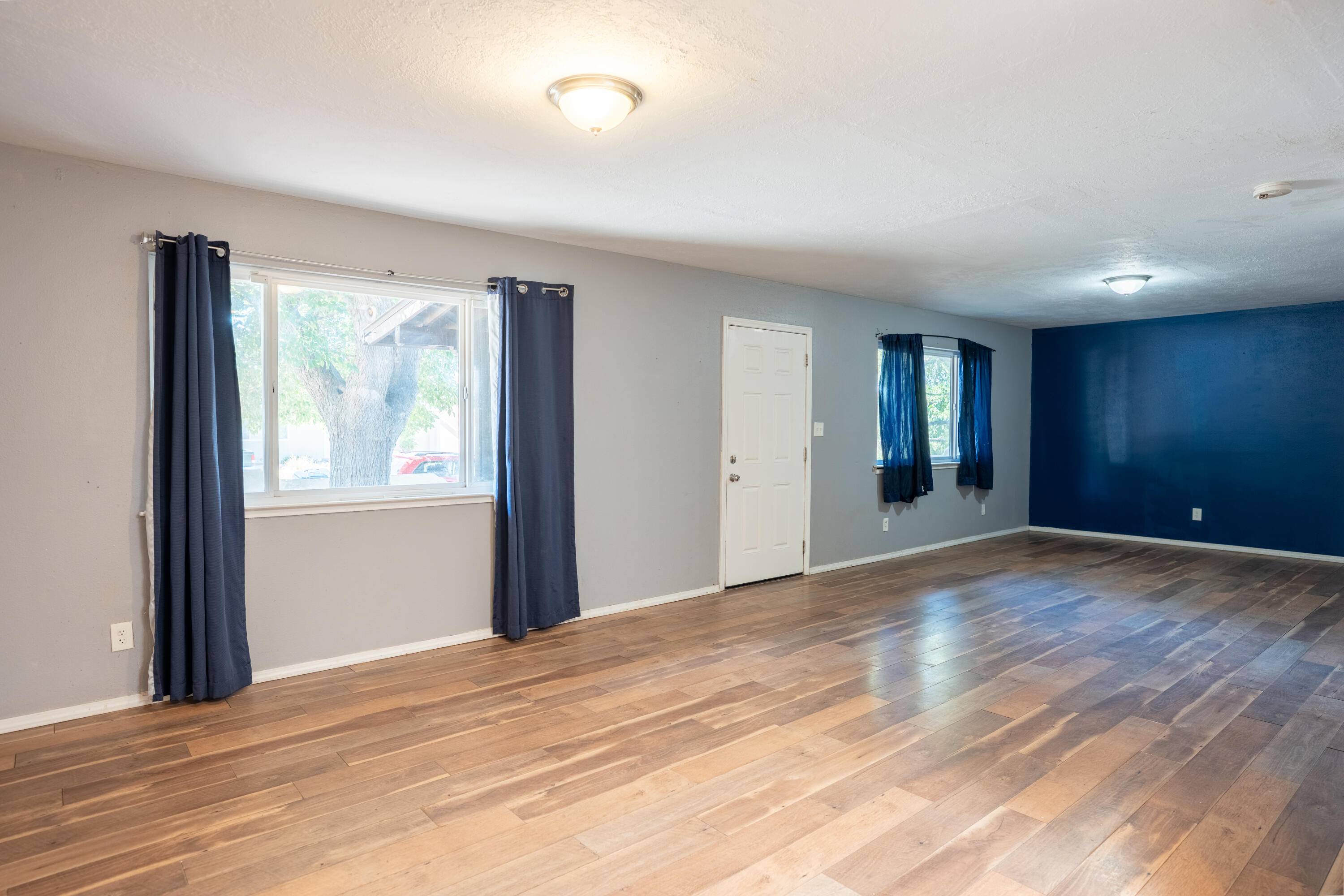 14105 DOMINGO Road NE