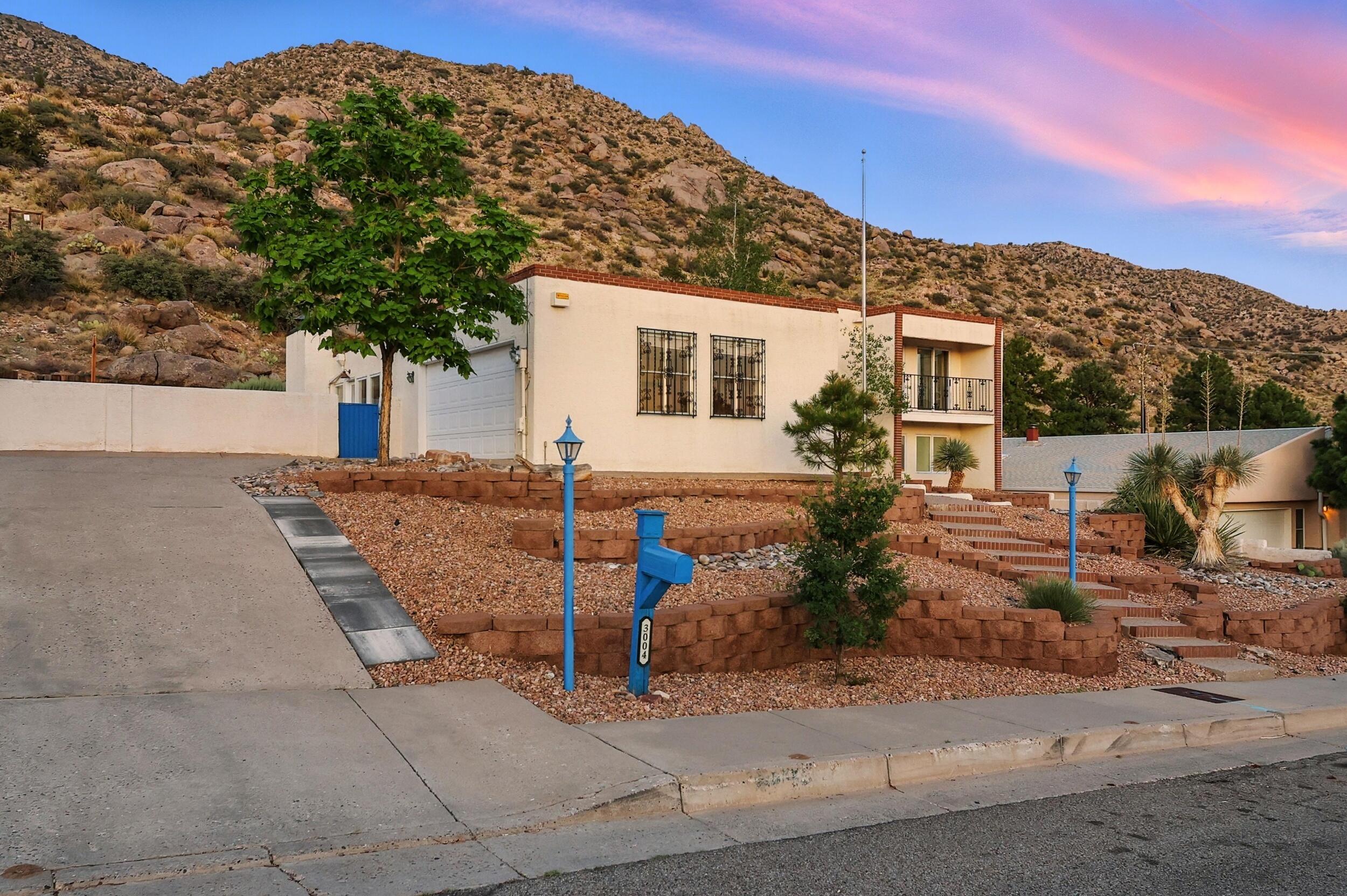 3004 Camino De La Sierra NE