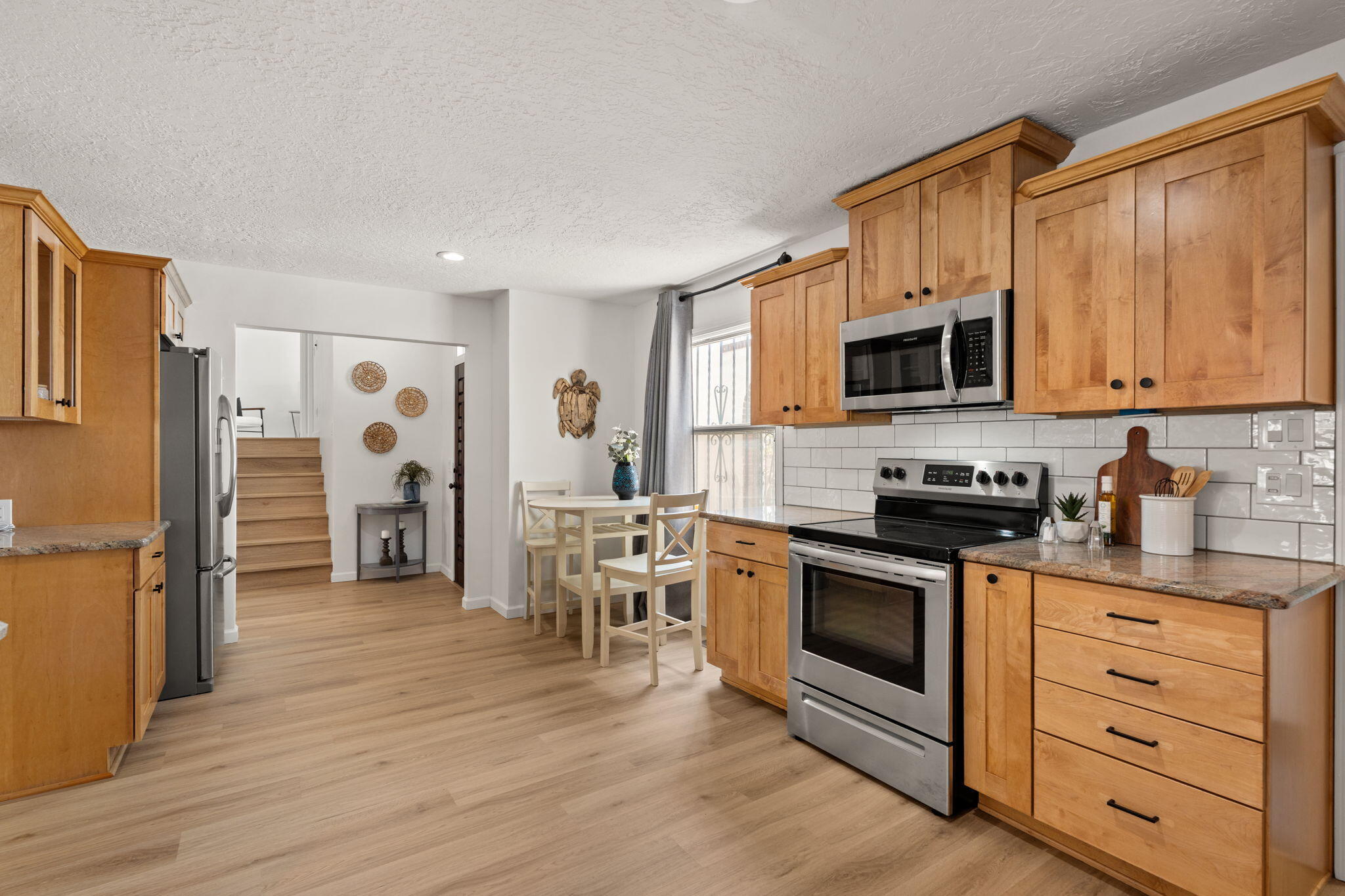 3004 Camino De La Sierra NE