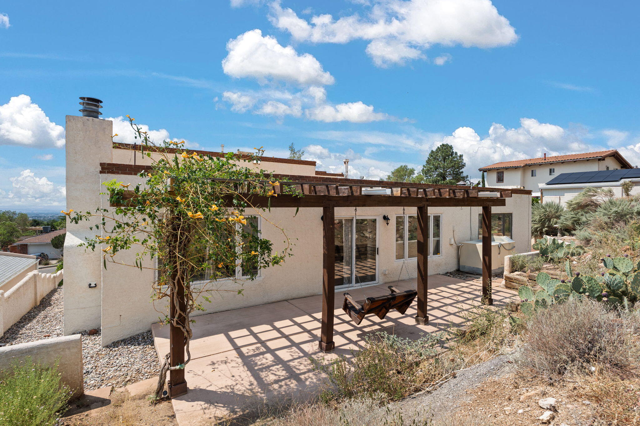 3004 Camino De La Sierra NE