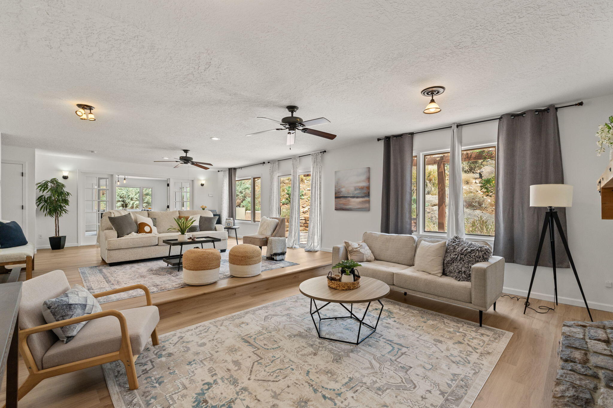 3004 Camino De La Sierra NE