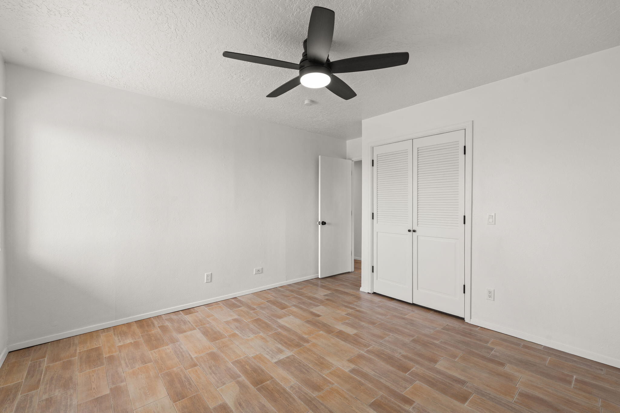 3004 Camino De La Sierra NE