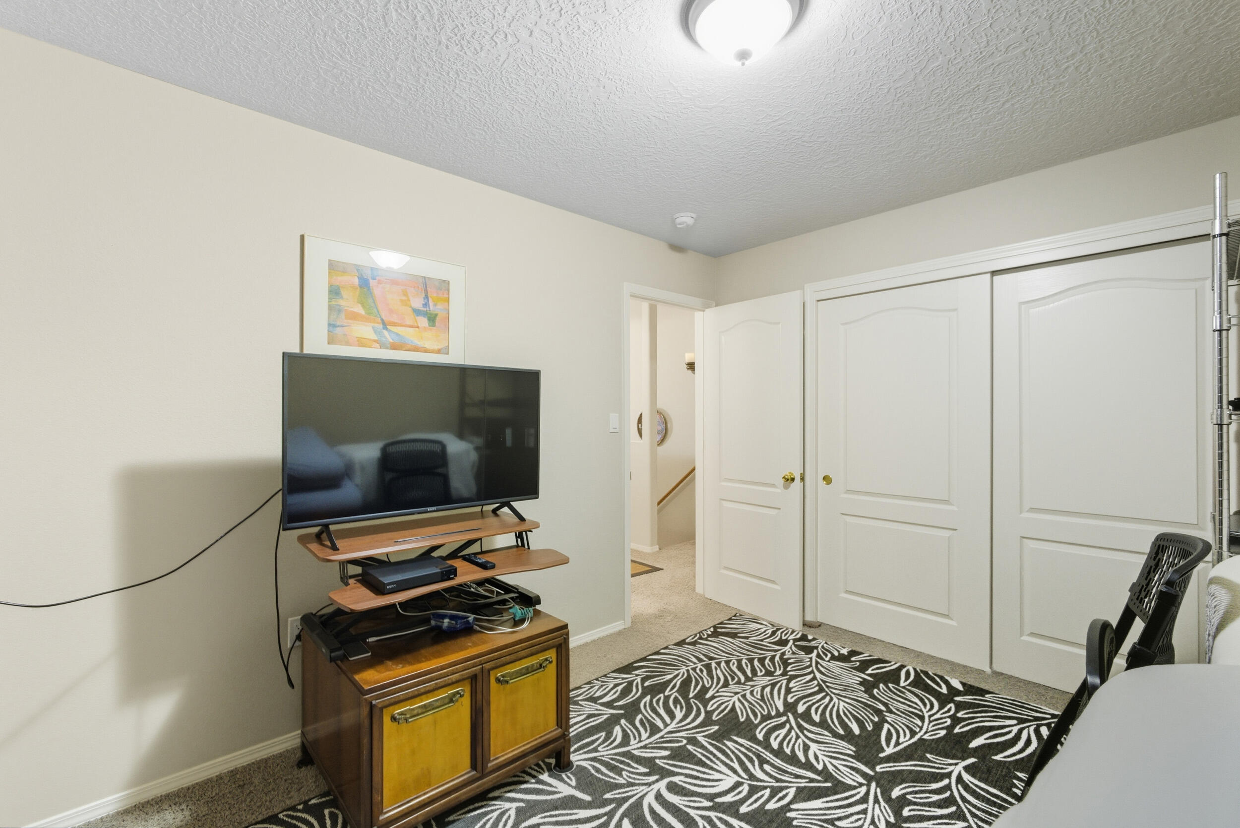 804 TUMULUS Drive NW