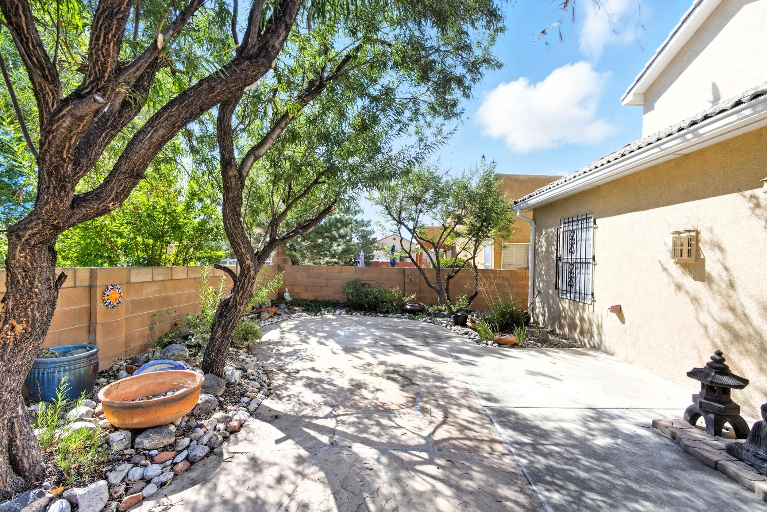 804 TUMULUS Drive NW