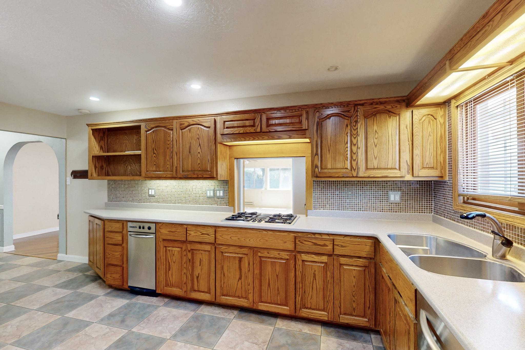 12412 CHELWOOD Trail NE