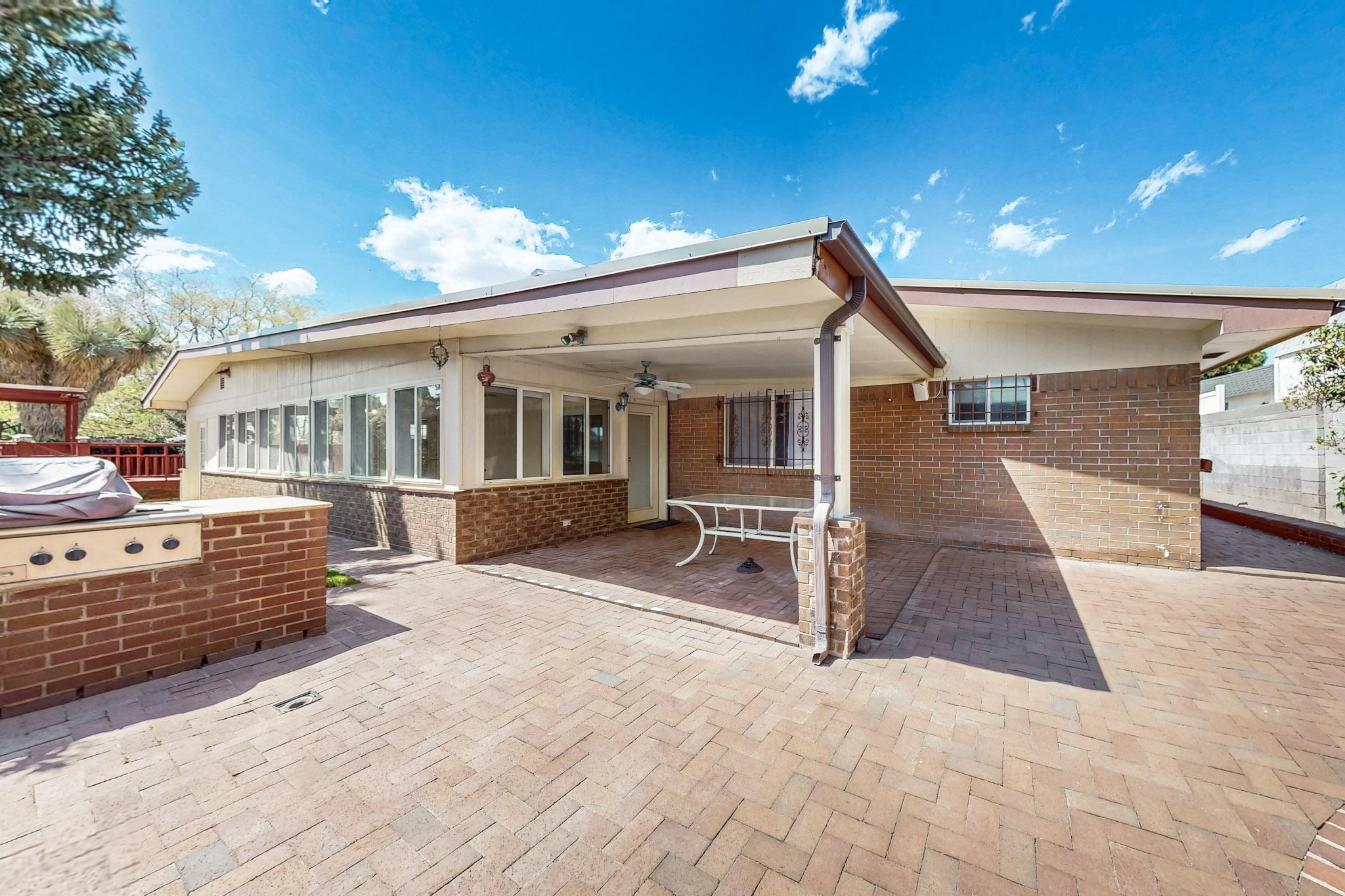 12412 CHELWOOD Trail NE