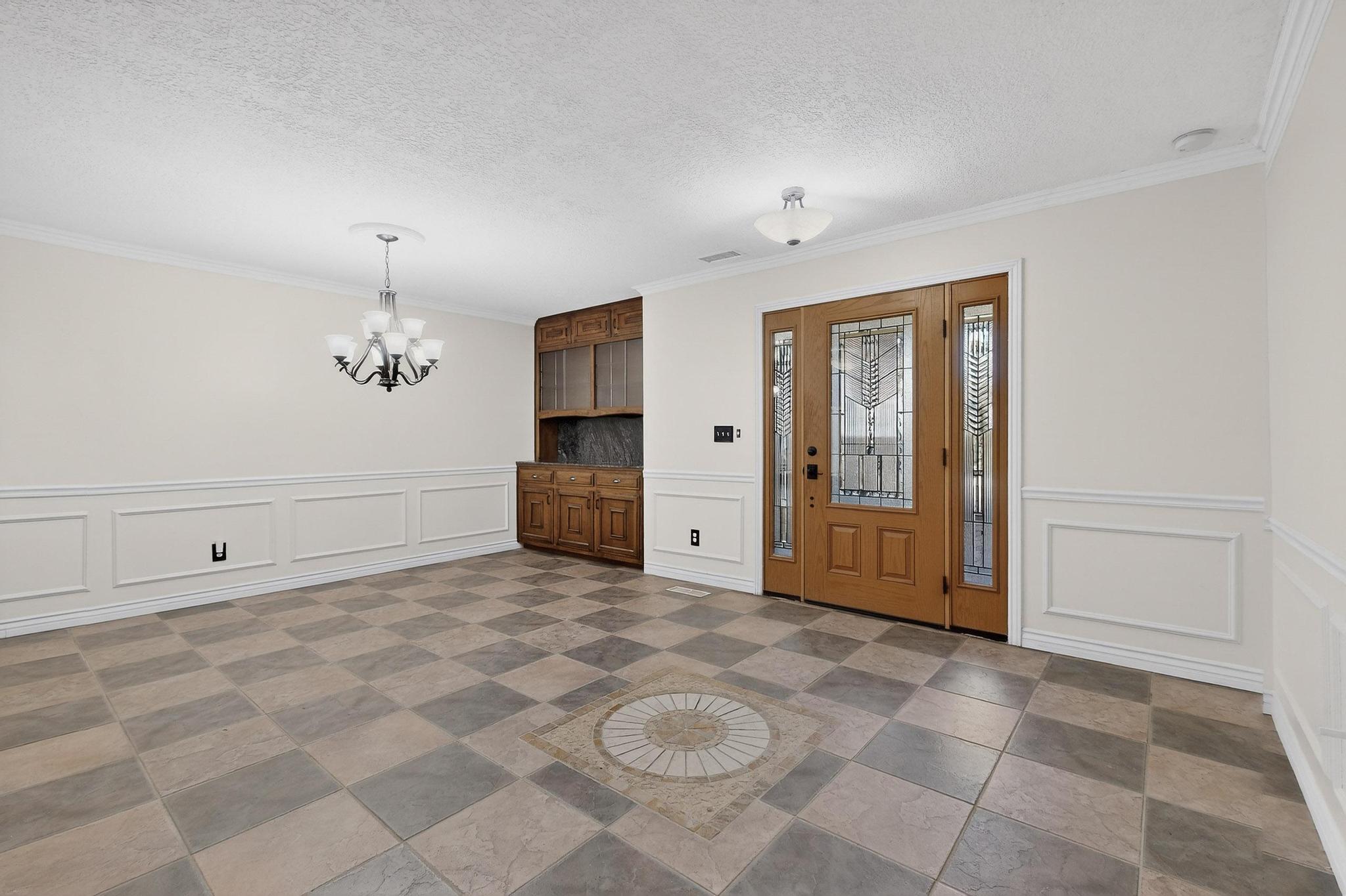 12412 CHELWOOD Trail NE