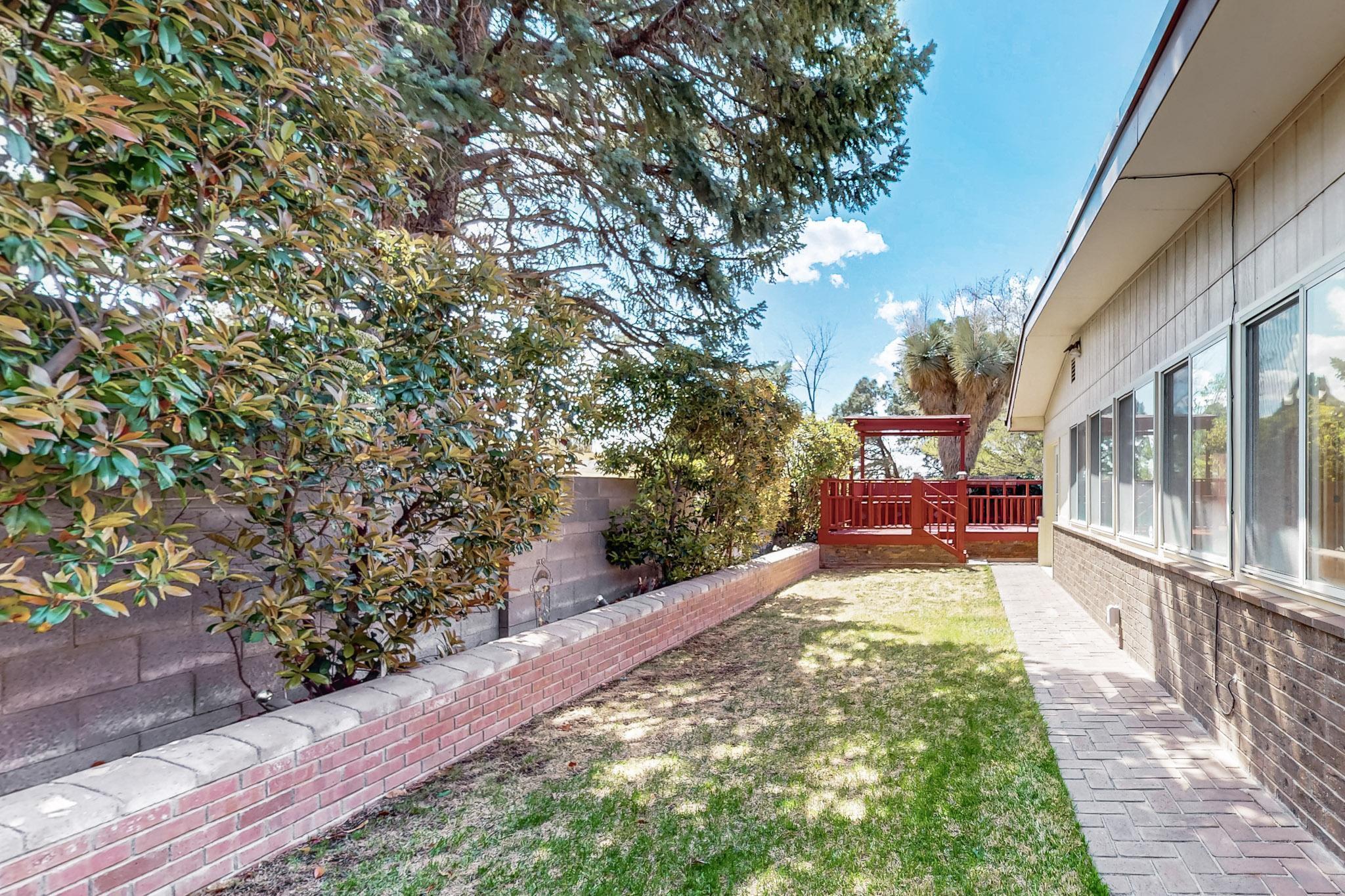 12412 CHELWOOD Trail NE