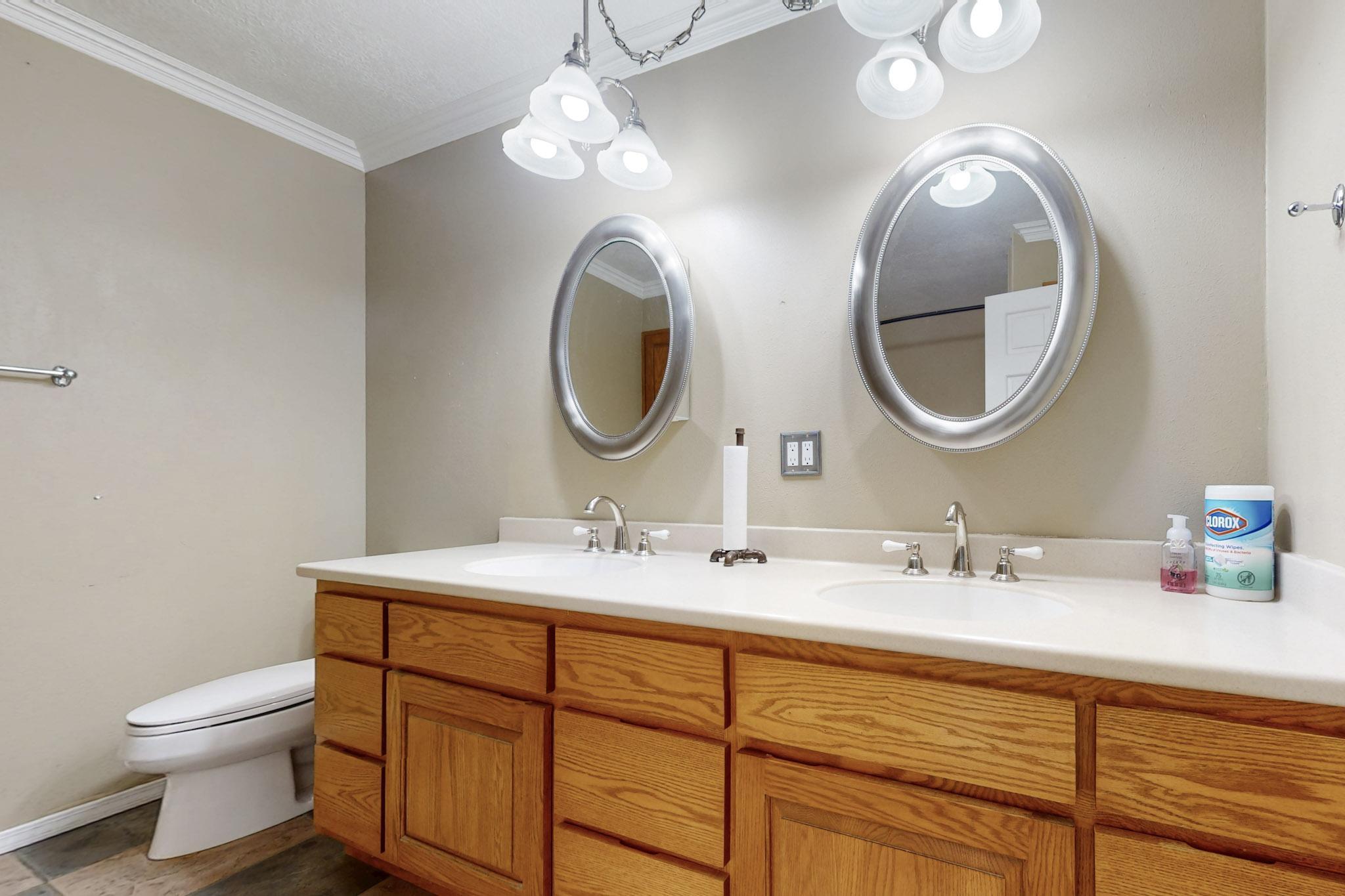 12412 CHELWOOD Trail NE