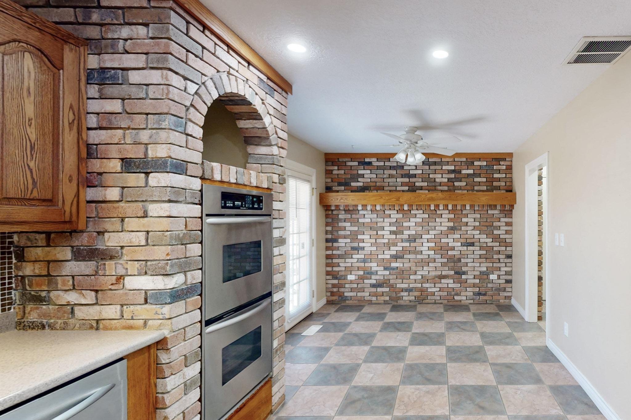 12412 CHELWOOD Trail NE