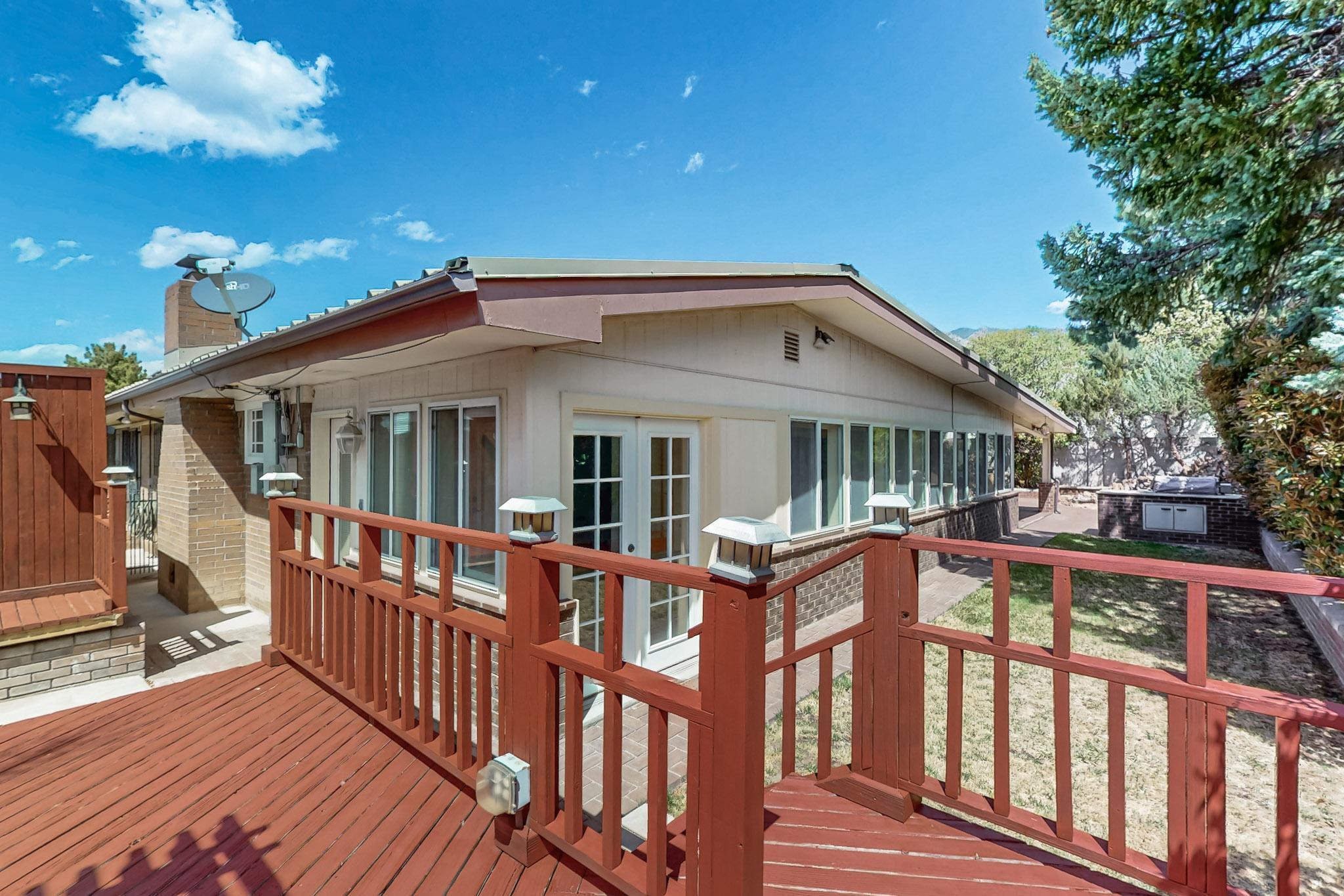 12412 CHELWOOD Trail NE