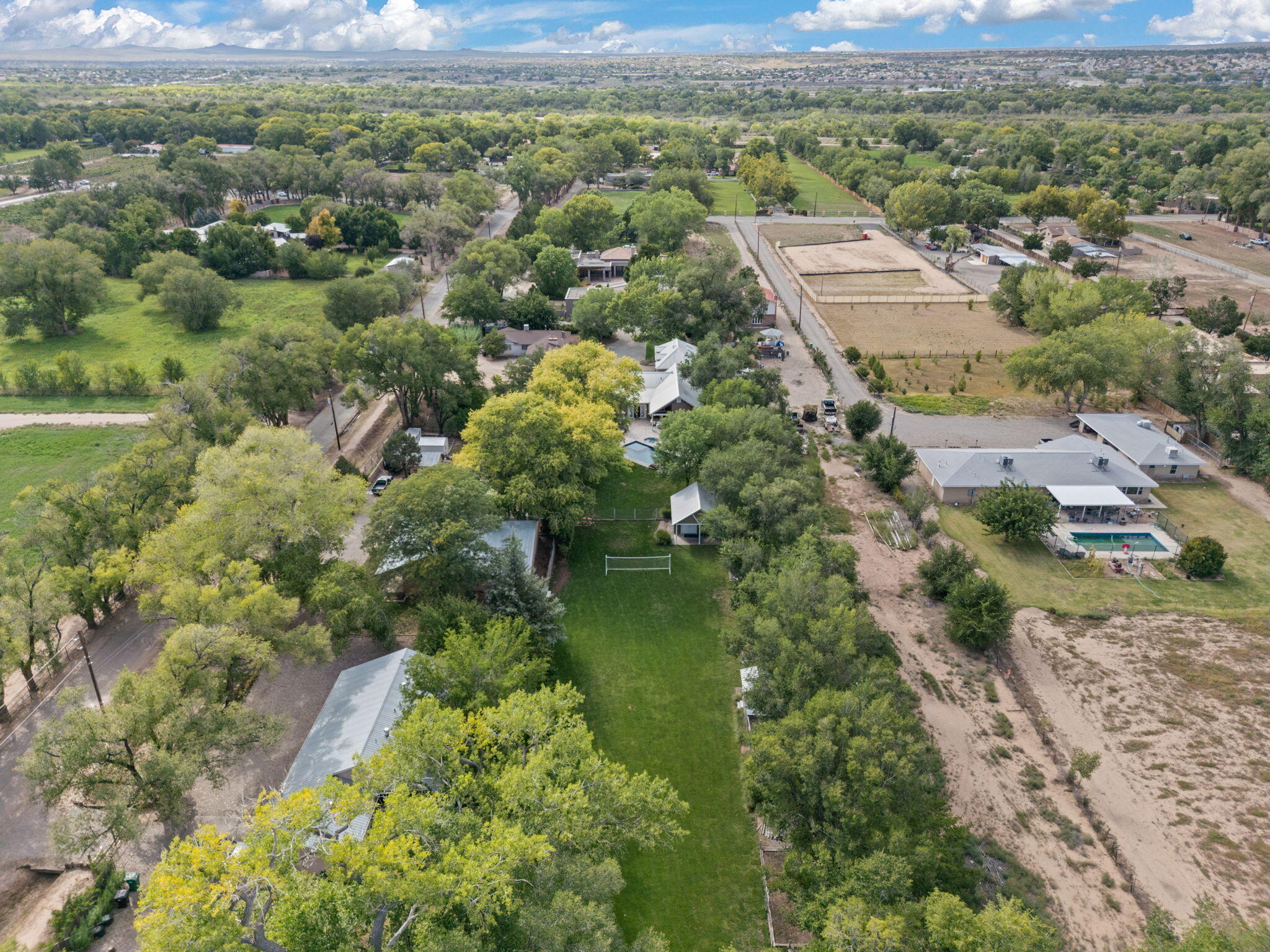 921 CHAMISAL Road NW