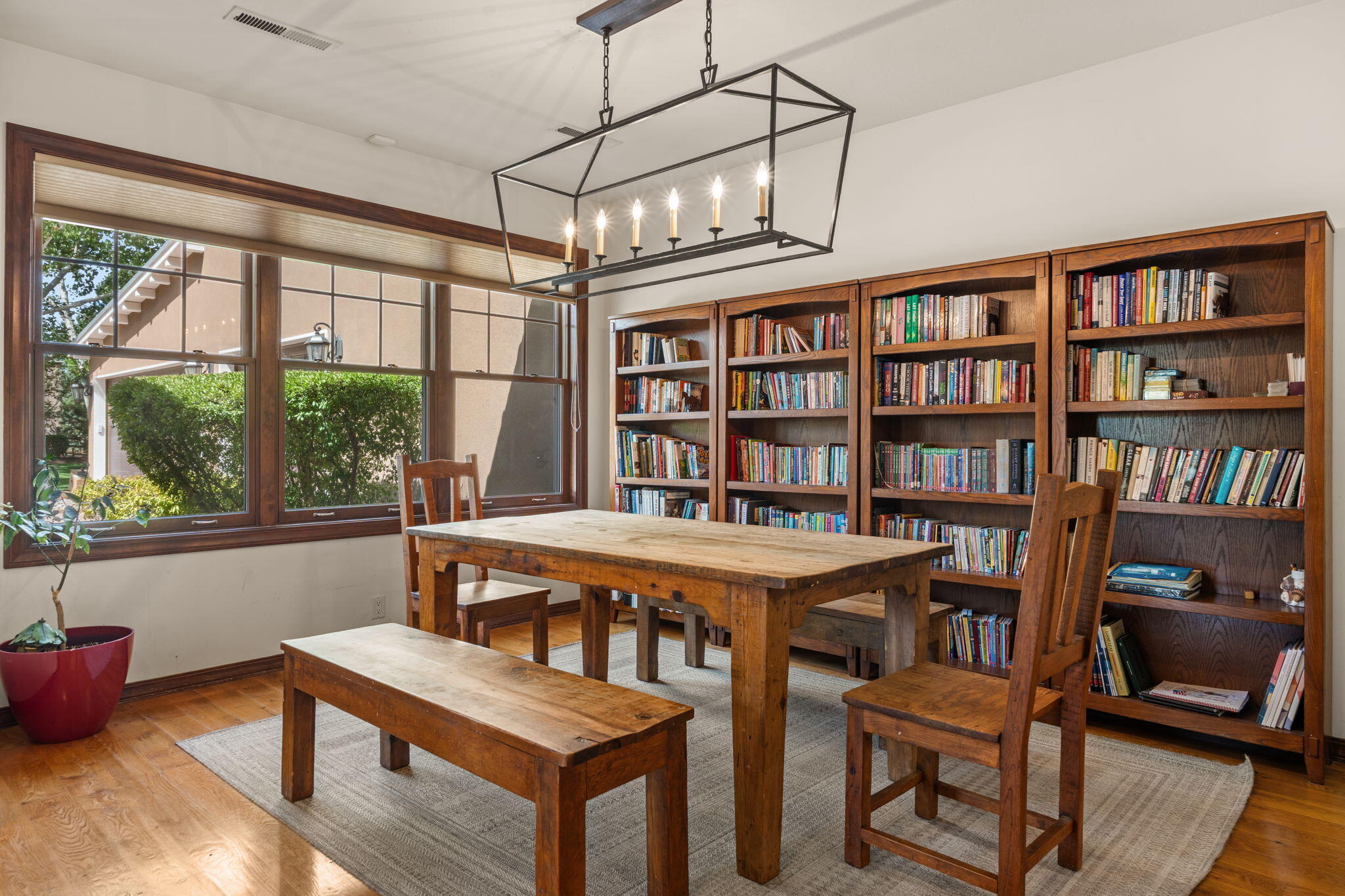 921 CHAMISAL Road NW