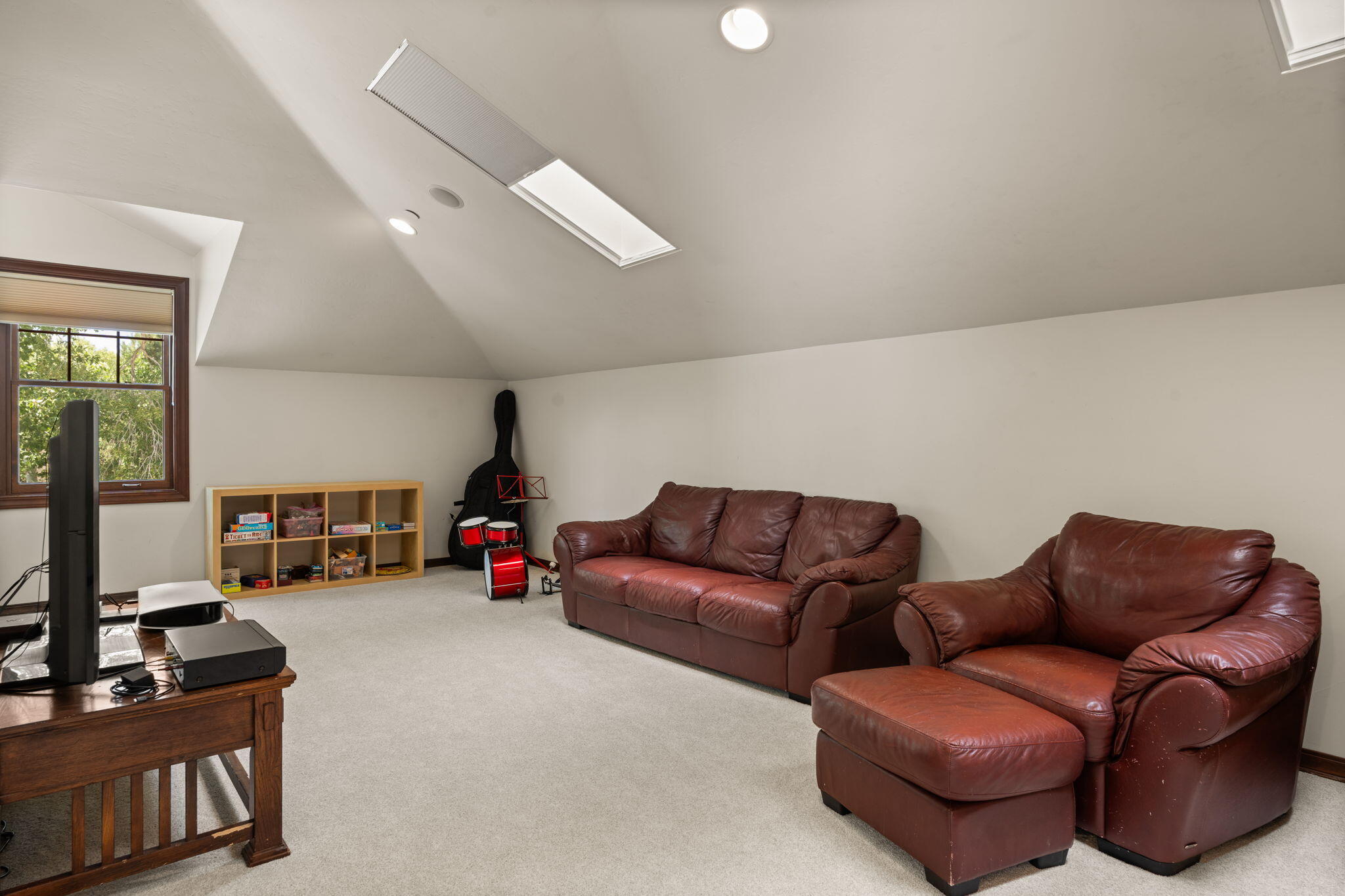 921 CHAMISAL Road NW