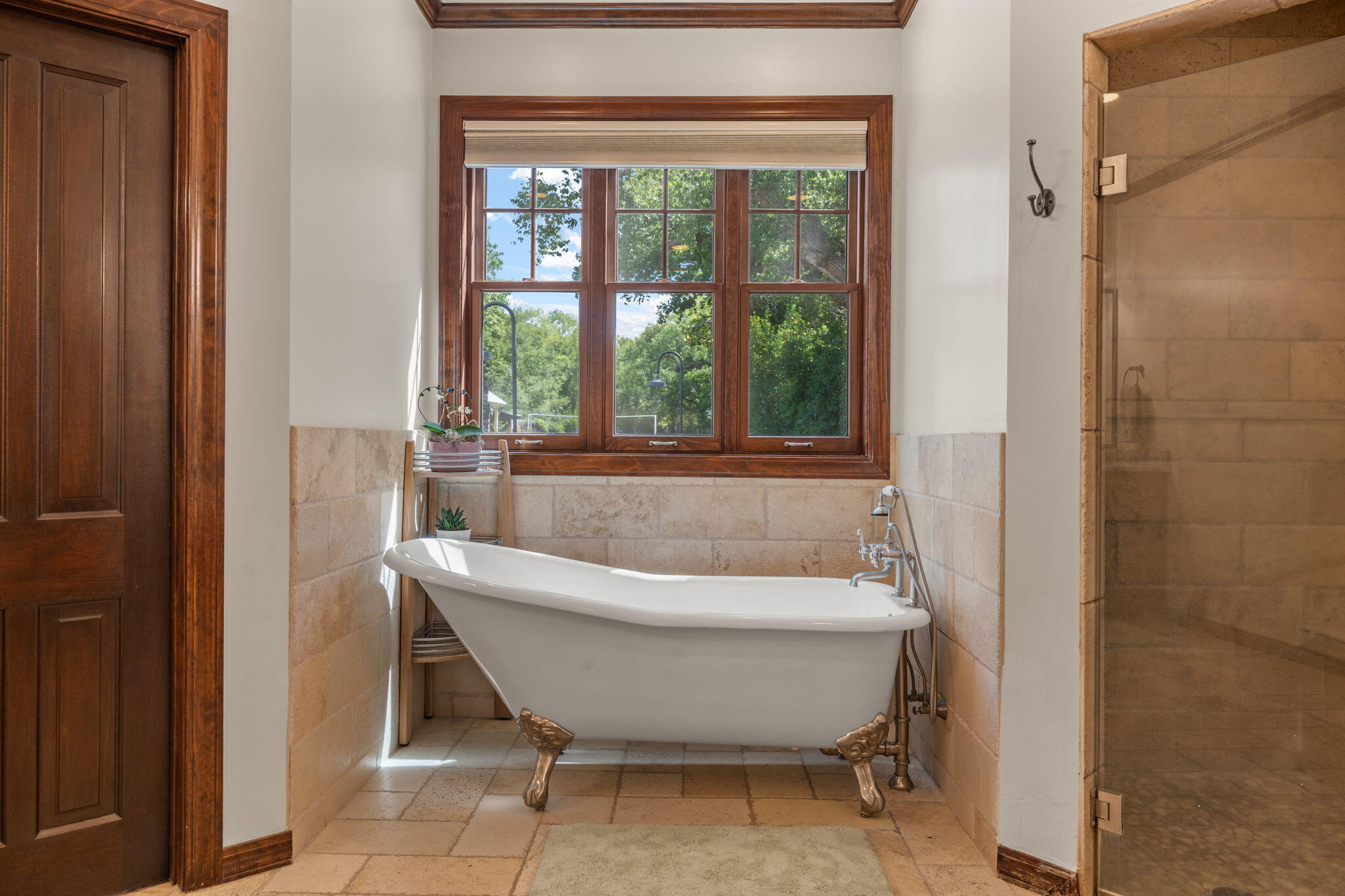 921 CHAMISAL Road NW